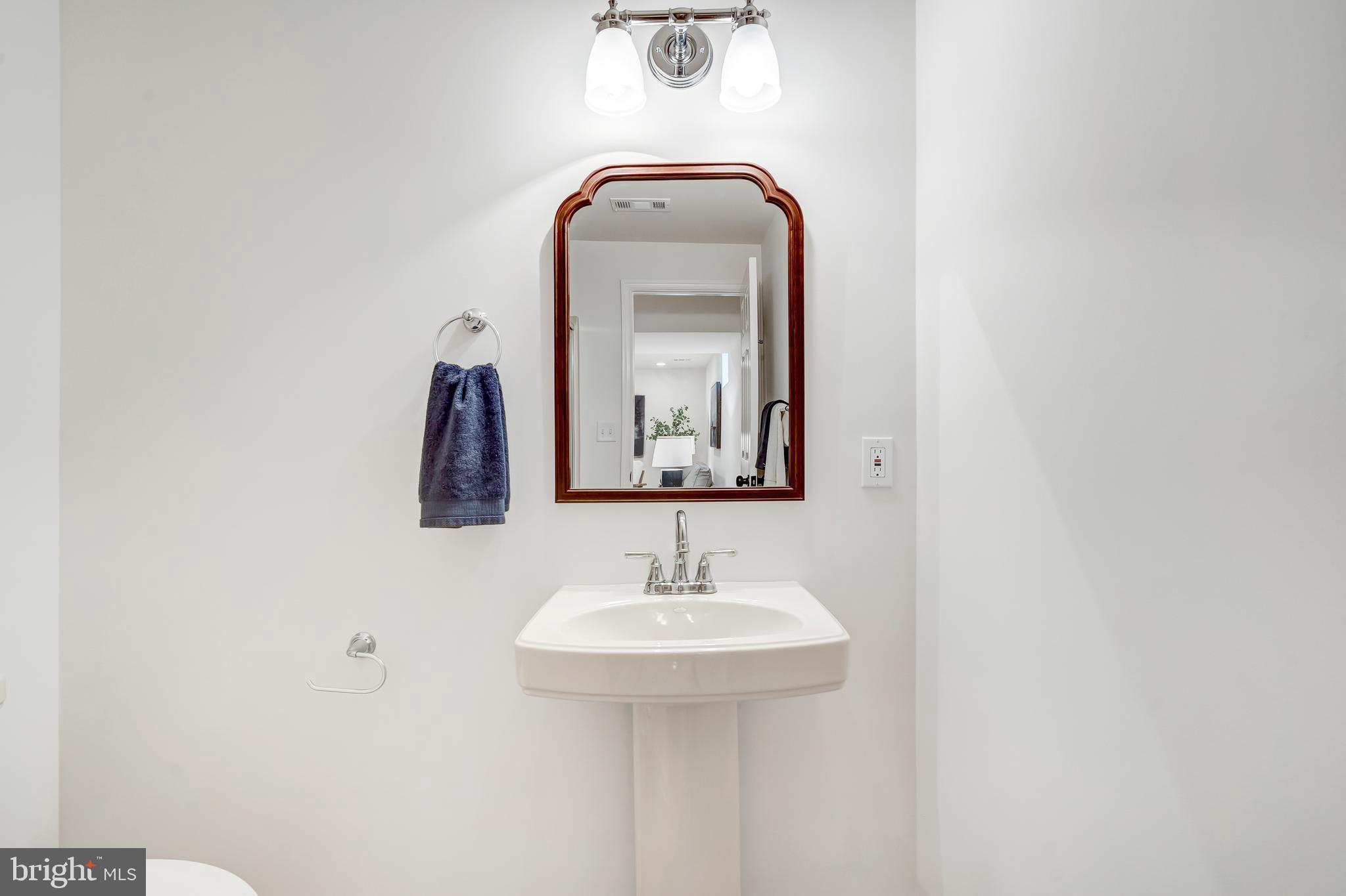 BARRINGTON - Residential