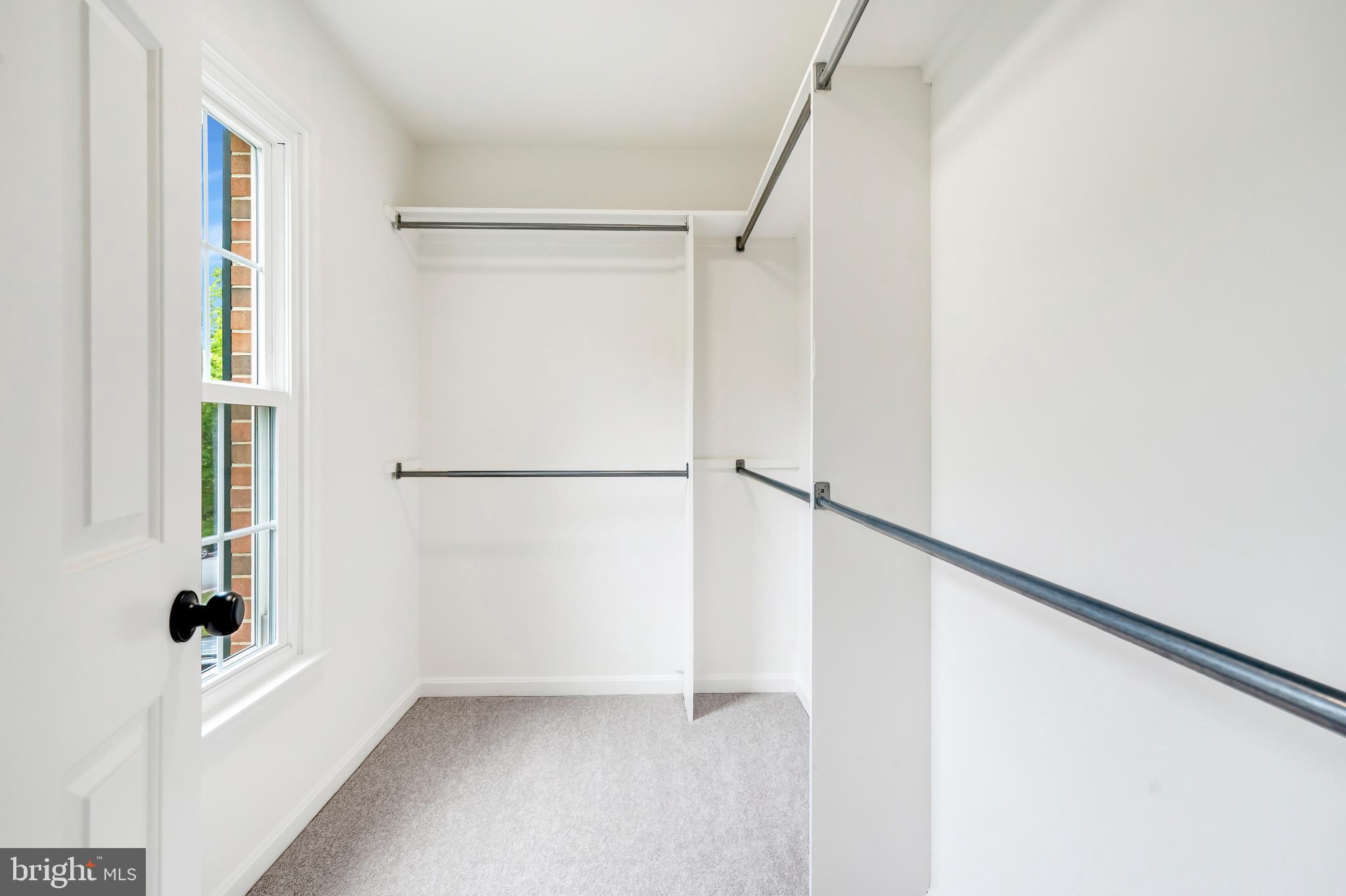 BARRINGTON - Residential
