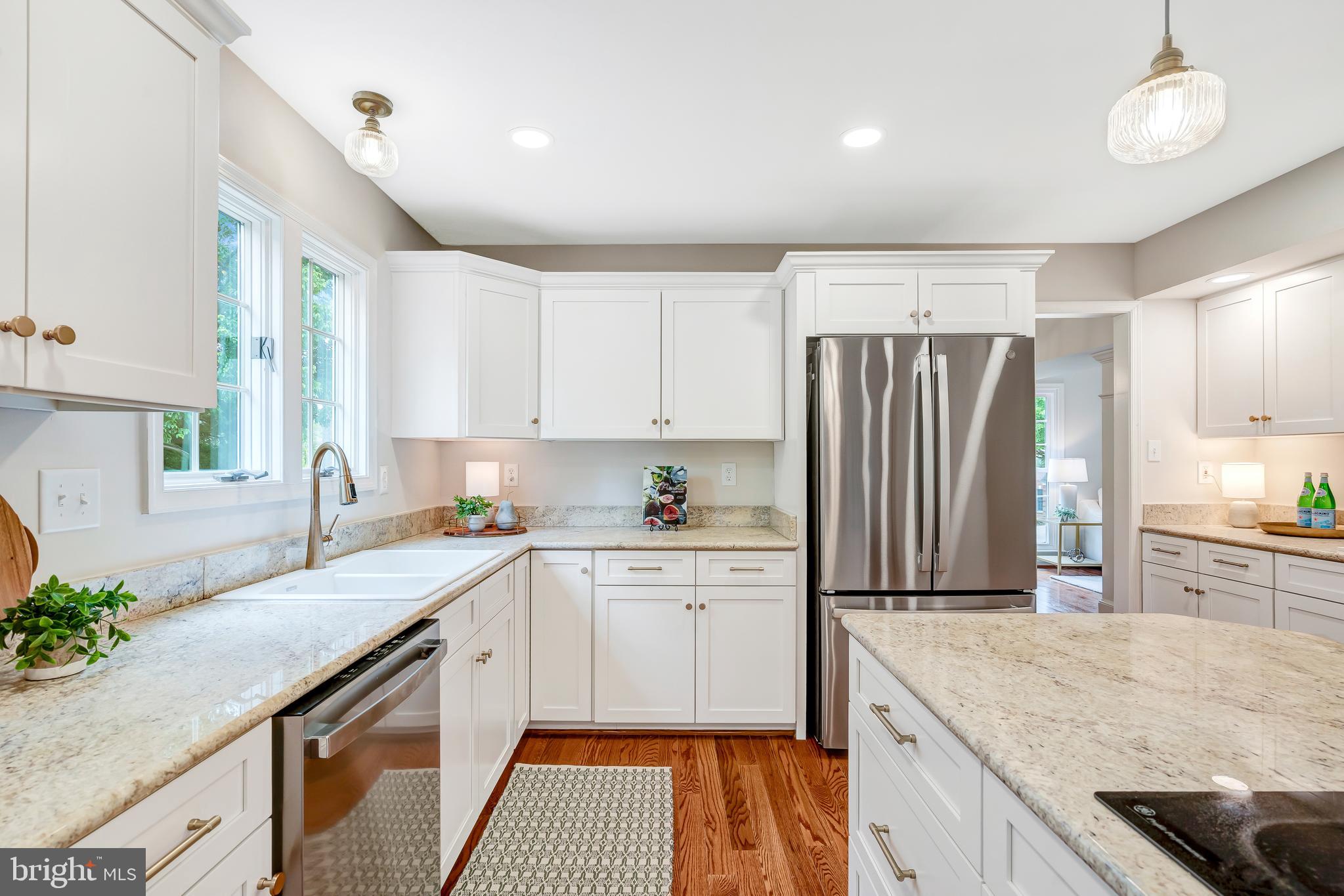 BARRINGTON - Residential