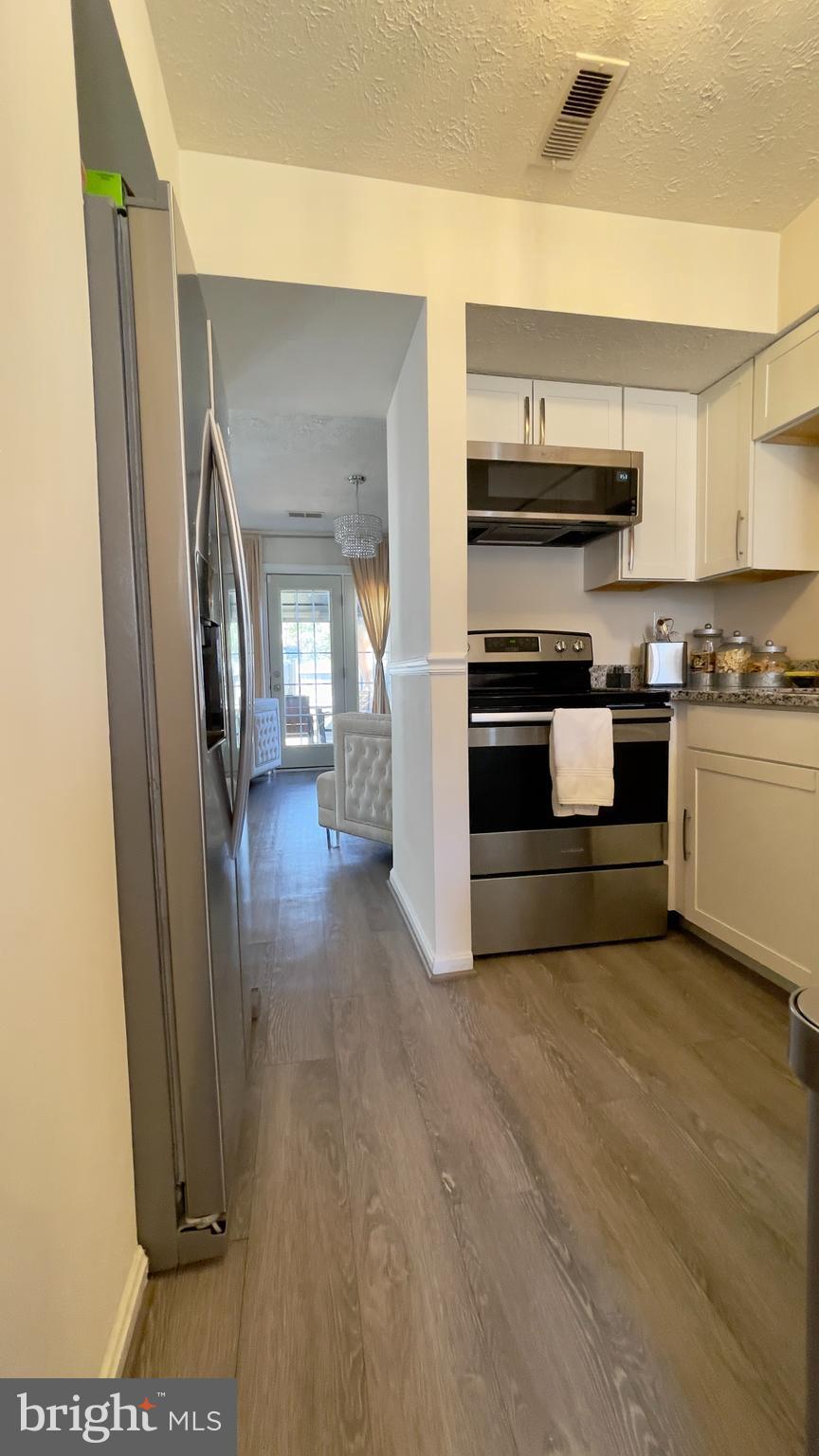 ST CHARLES SUB - HAMPSHIRE - Residential