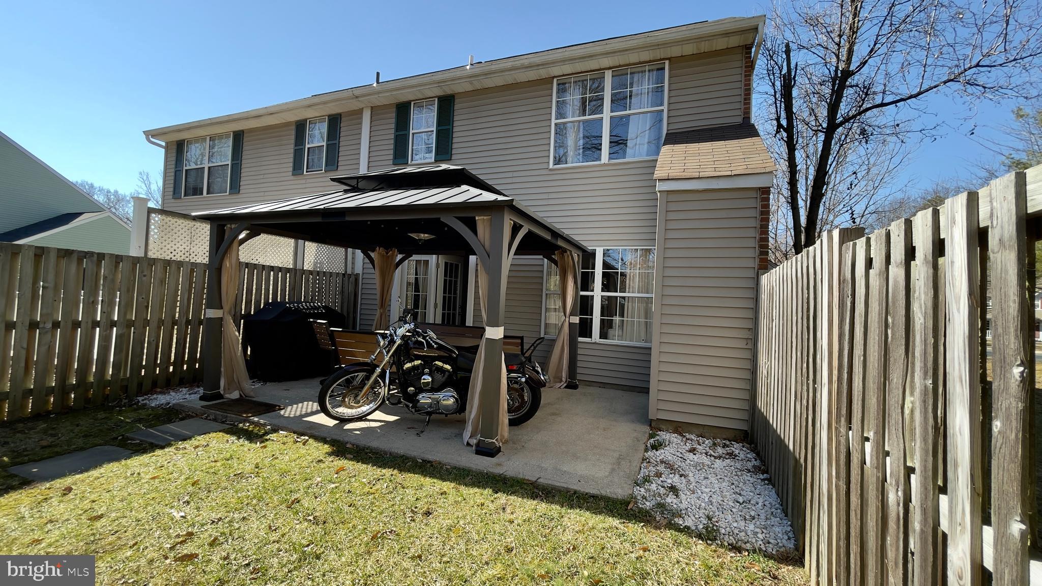 ST CHARLES SUB - HAMPSHIRE - Residential