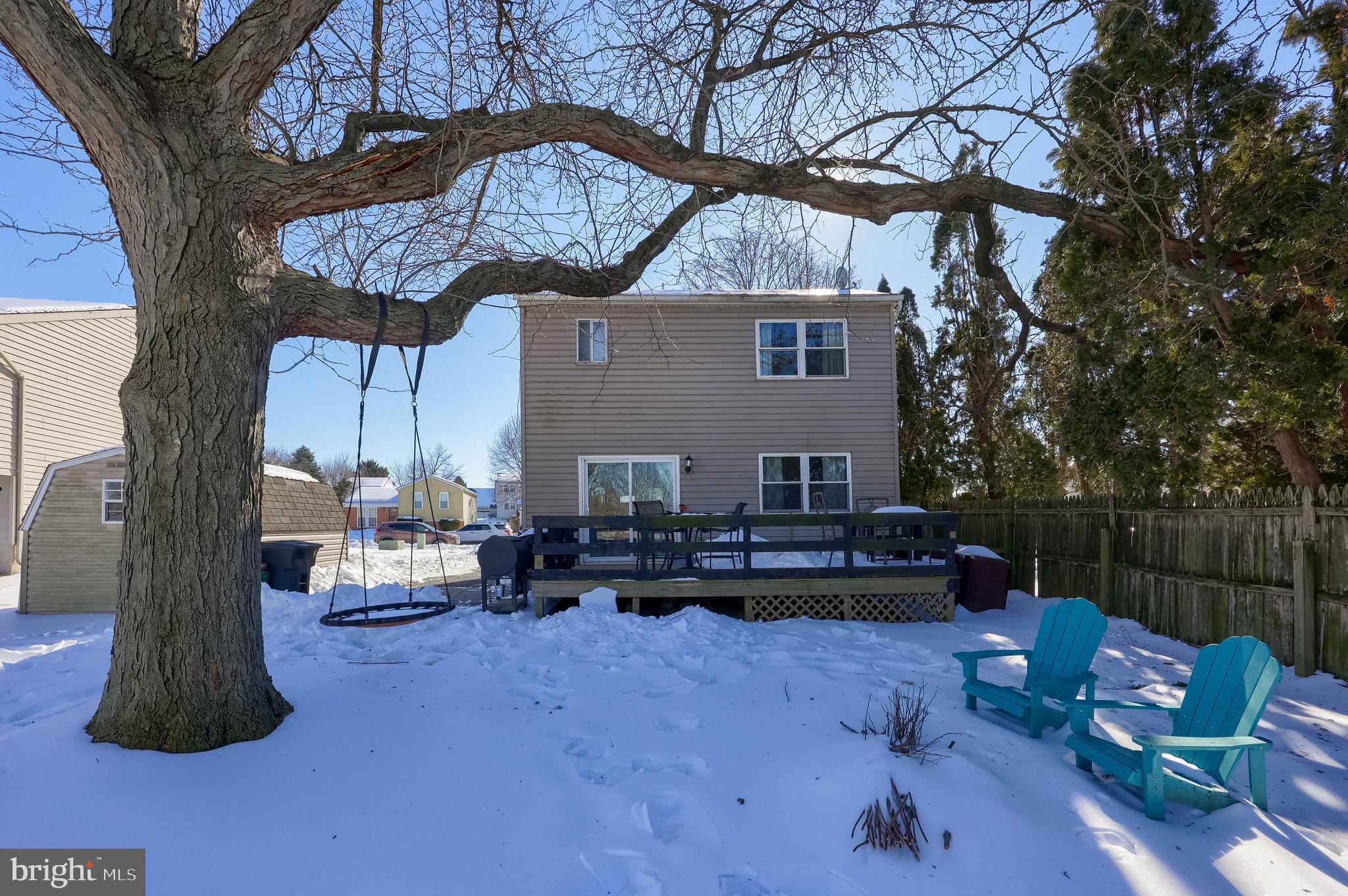 VILLAGE PARK - Residential