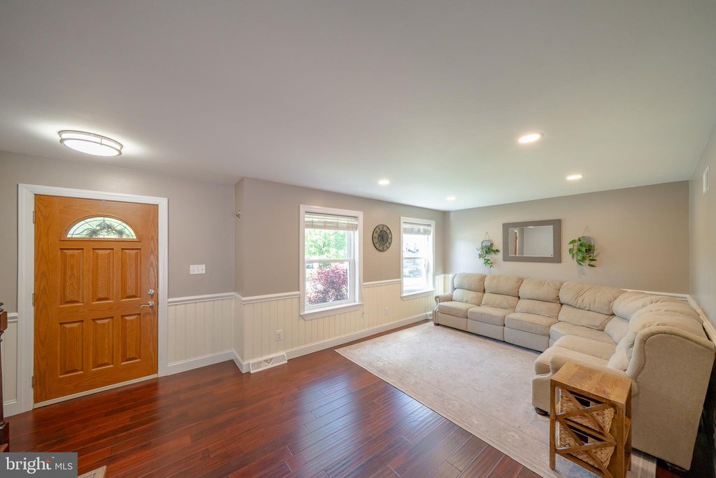 Photo of 115 Larkspur Drive, QUARRYVILLE, PA 17566 (MLS # PALA2087210)