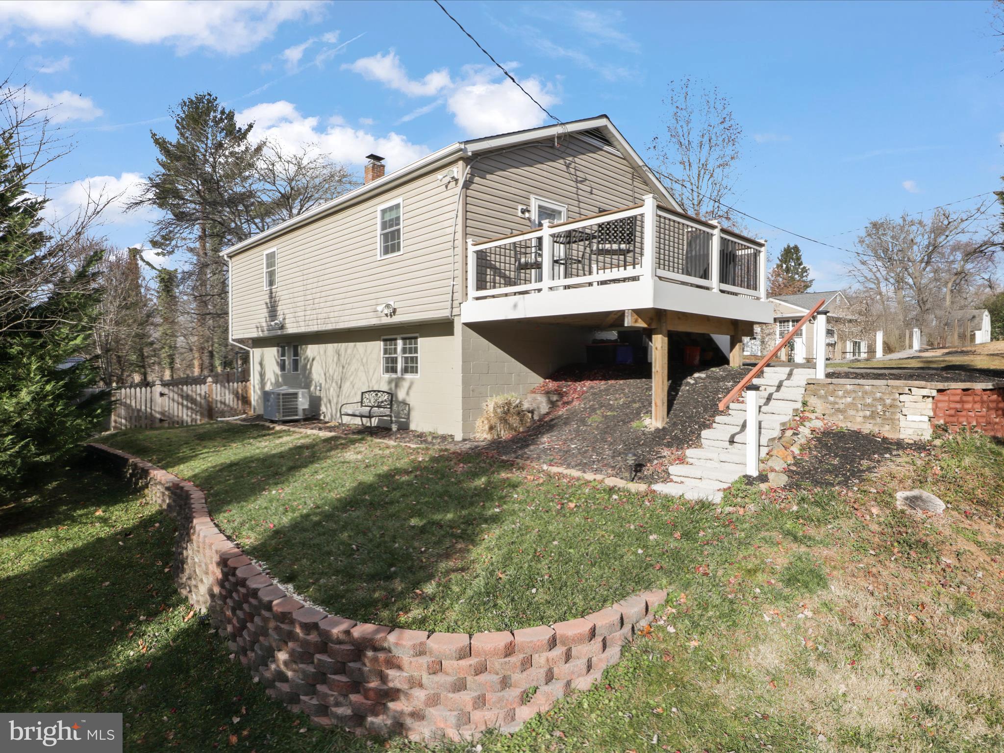 RIDGEVIEW - Residential