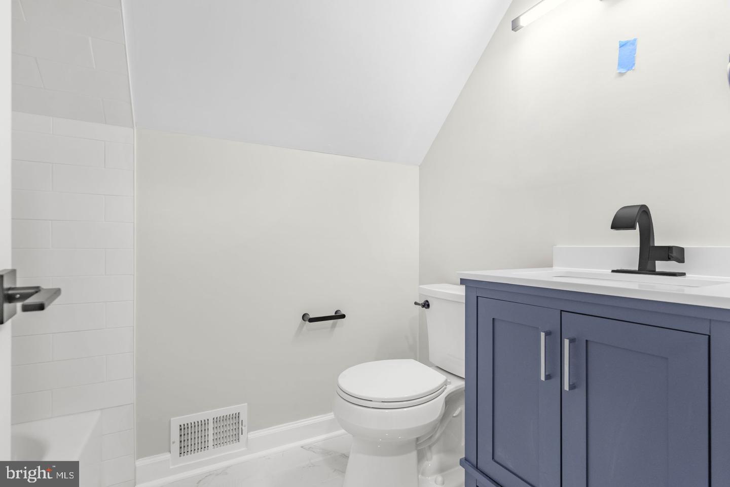 ROCKLEDGE AT BELAIR - Residential Lease