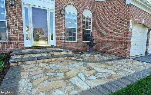 AUTUMN VIEW - Residential Lease