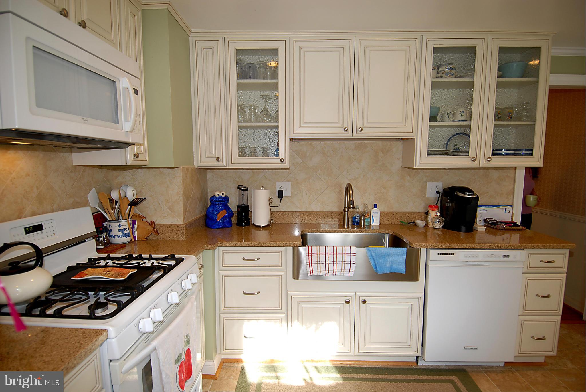 GREENWICH HILL - Residential