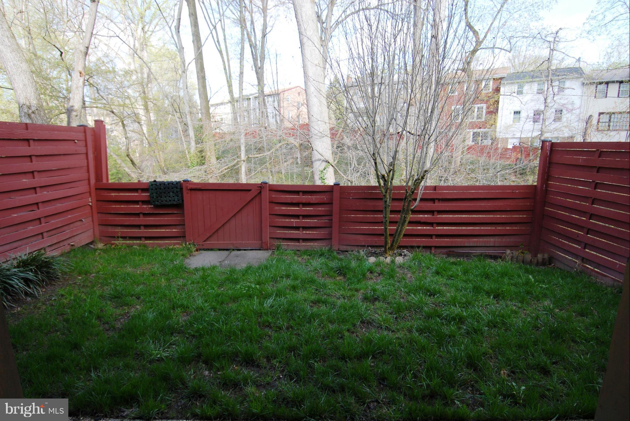 GREENWICH HILL - Residential