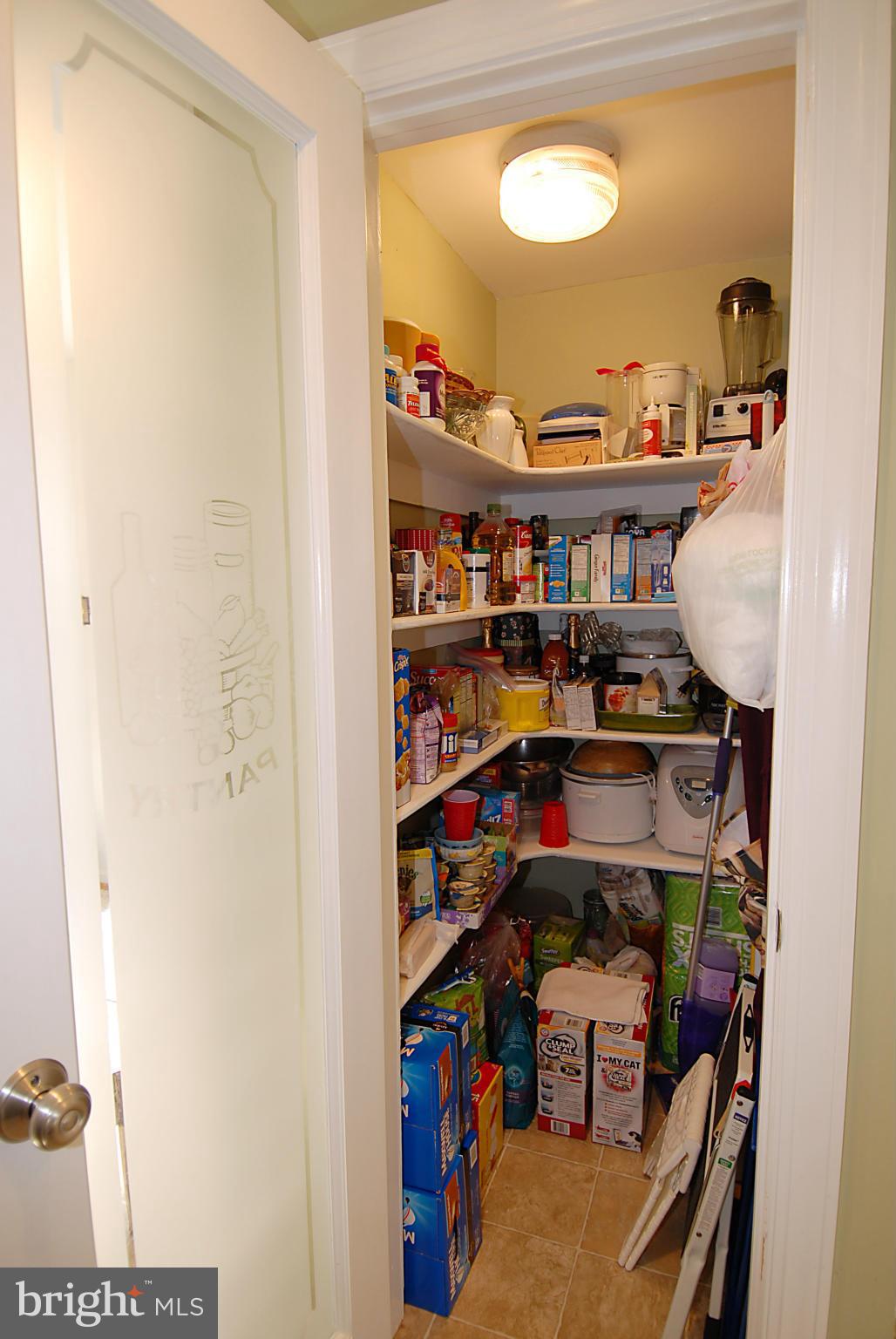 GREENWICH HILL - Residential