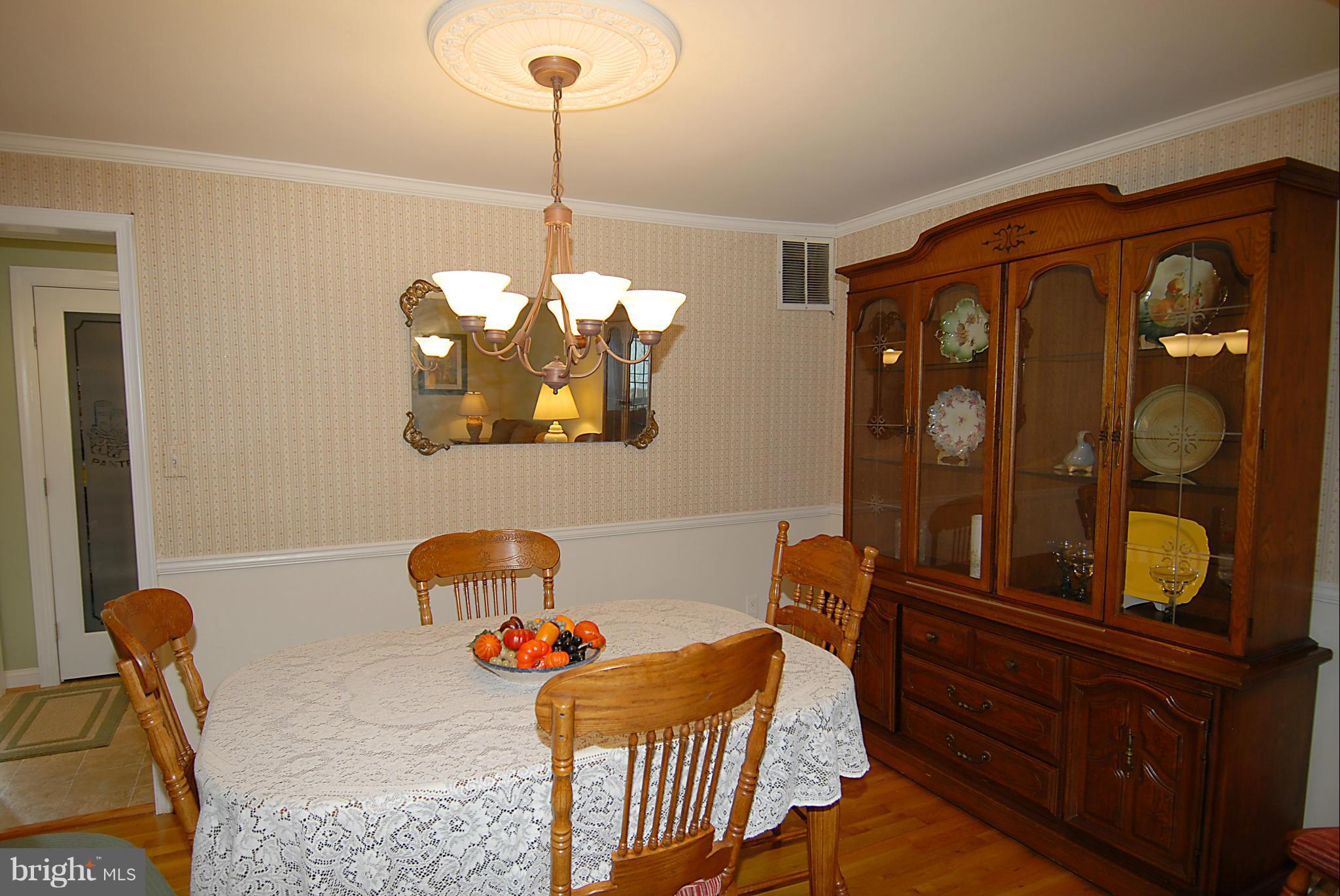 GREENWICH HILL - Residential