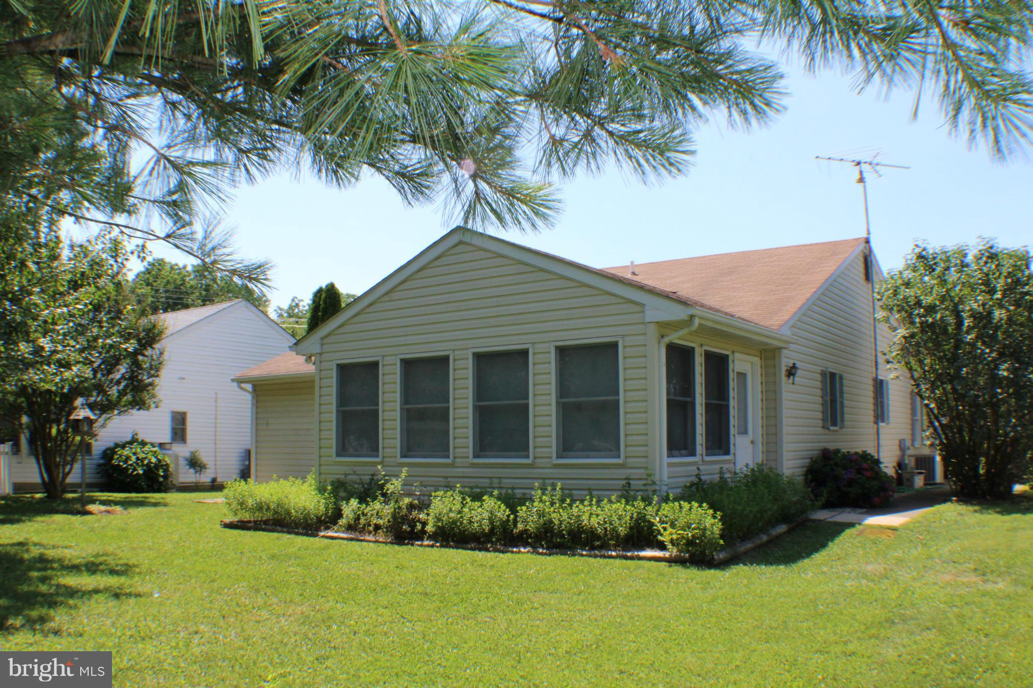 QUEENSTOWN VILLAGE - Residential