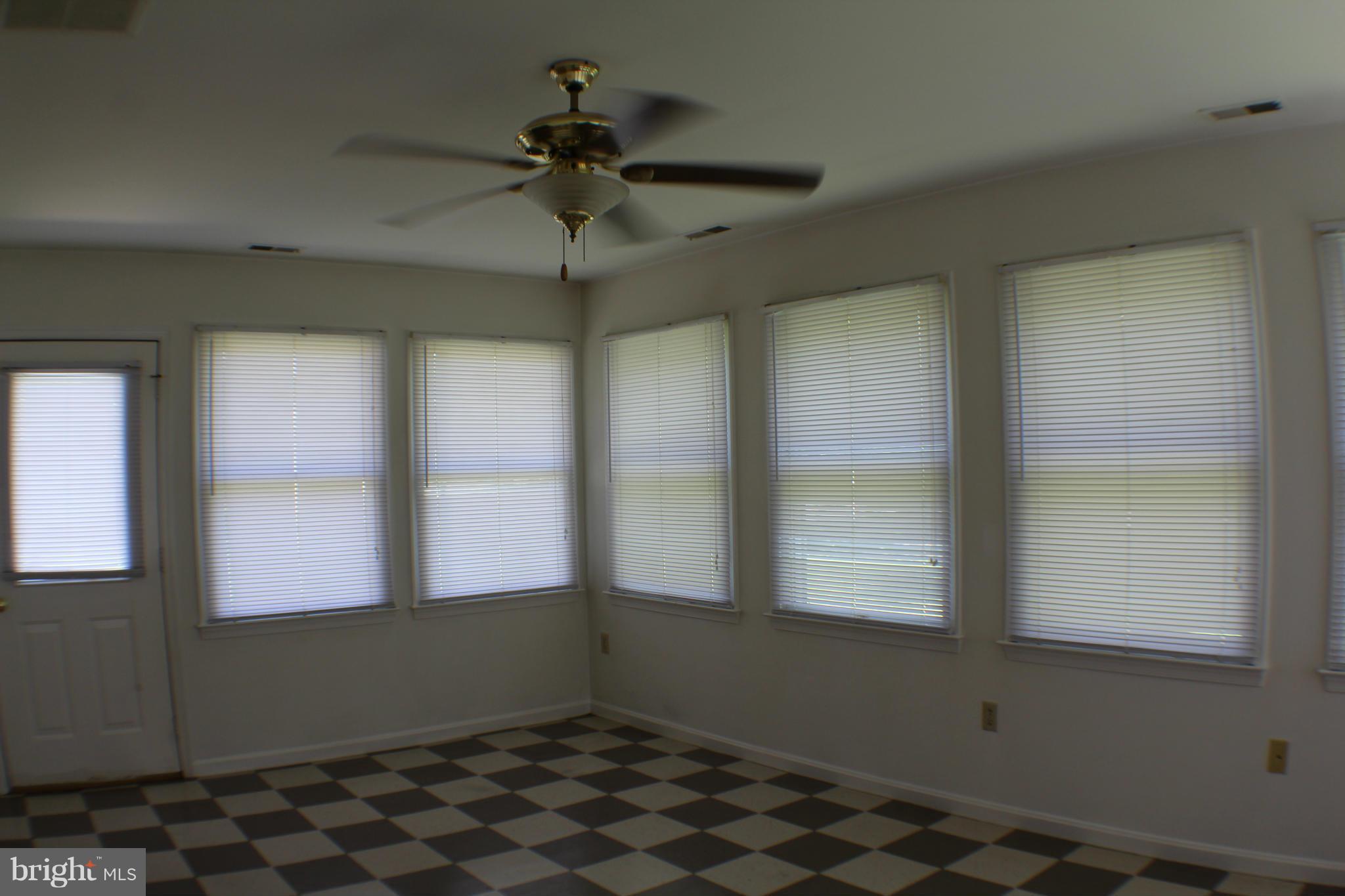 QUEENSTOWN VILLAGE - Residential