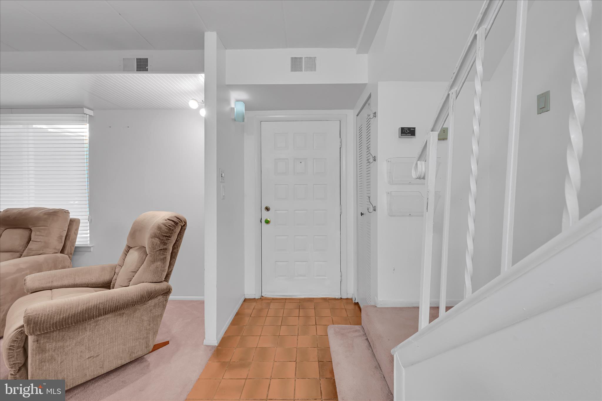 402 VILLAGE WALK 402