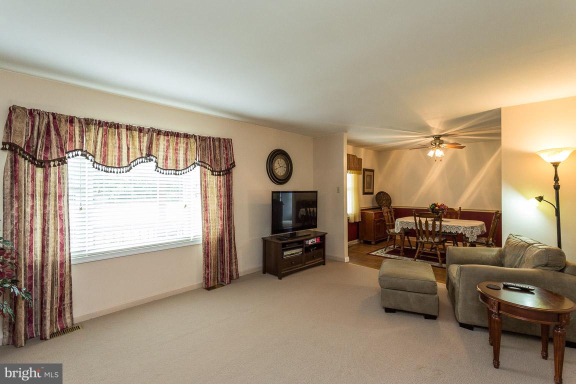 GOLDEN HILL ESTS - Residential