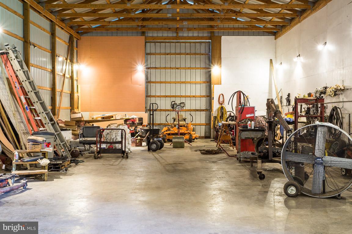 GOLDEN HILL ESTS - Residential