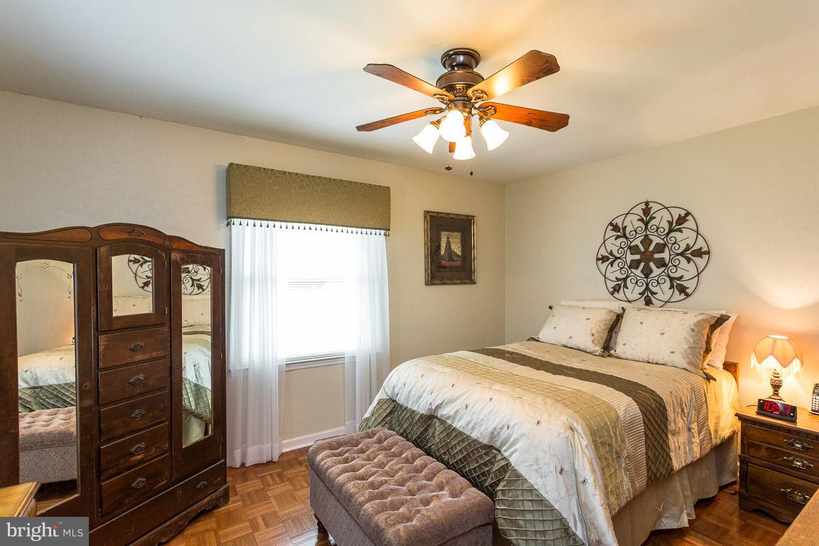 GOLDEN HILL ESTS - Residential