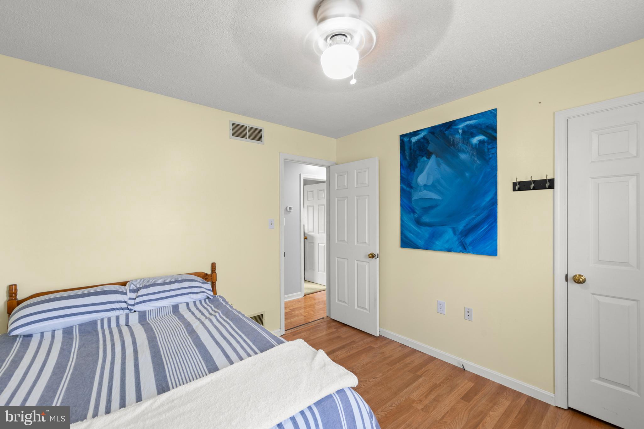 HUNTINGTON MEADOWS - Residential