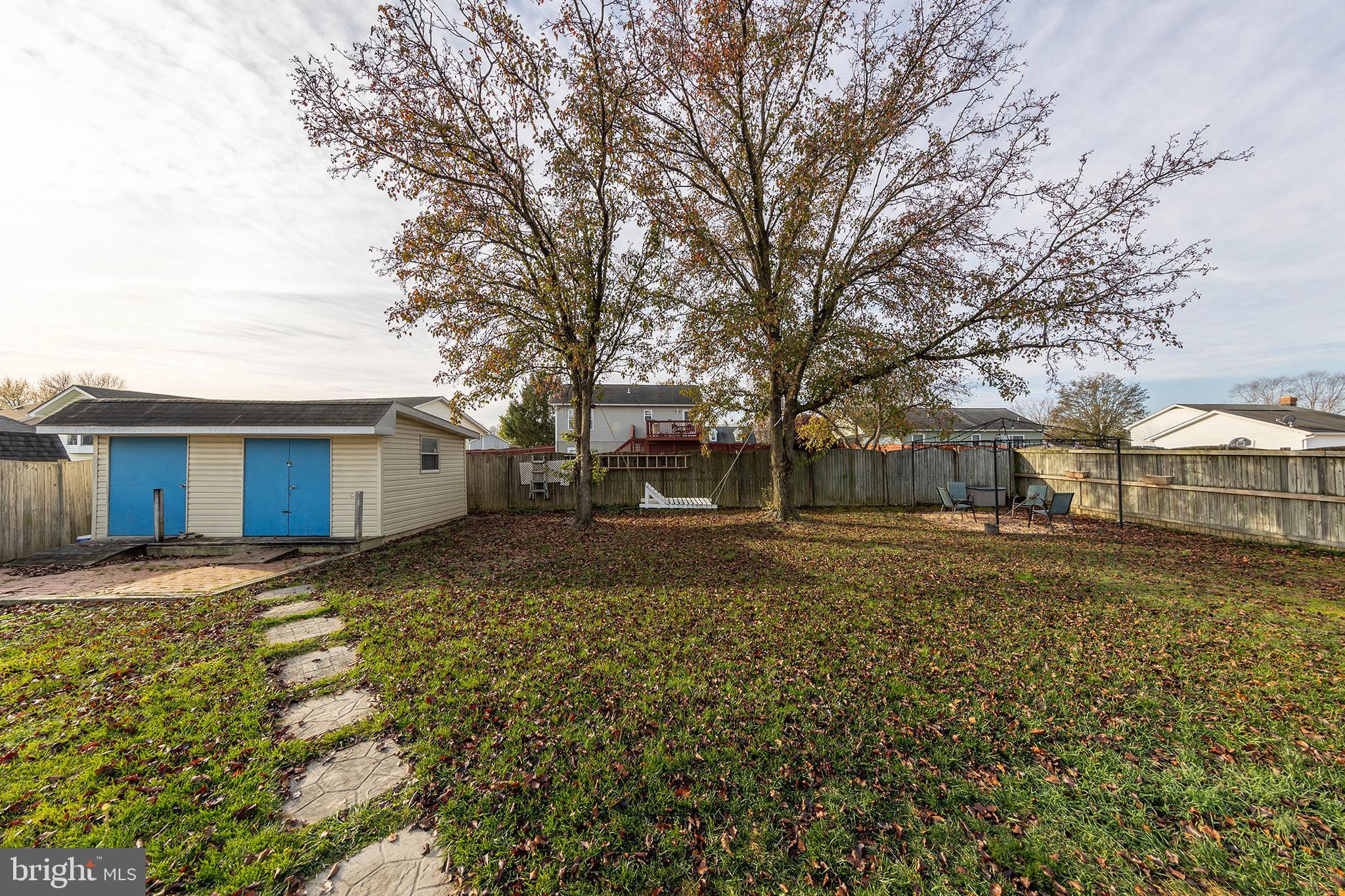 HUNTINGTON MEADOWS - Residential