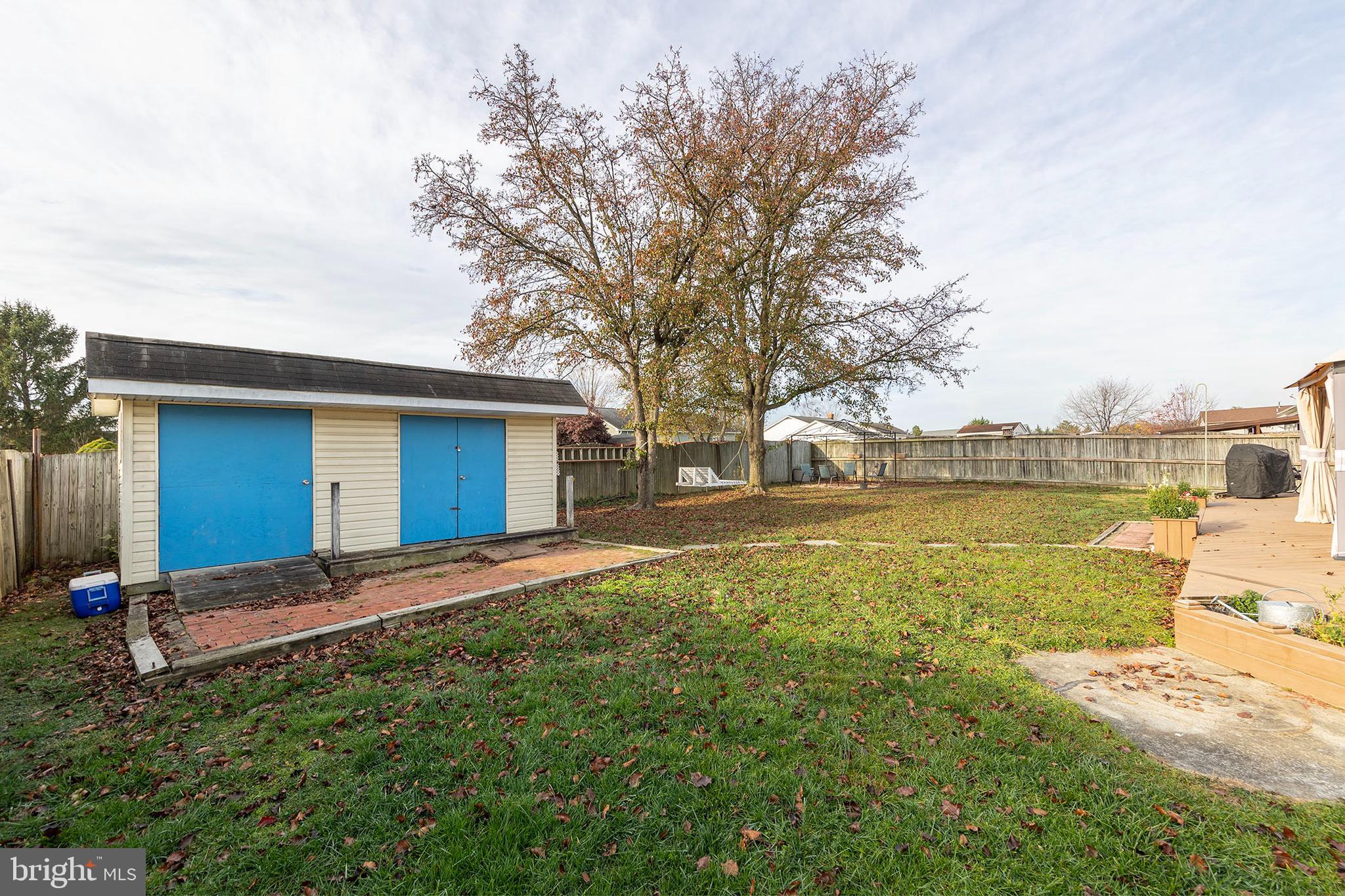 HUNTINGTON MEADOWS - Residential