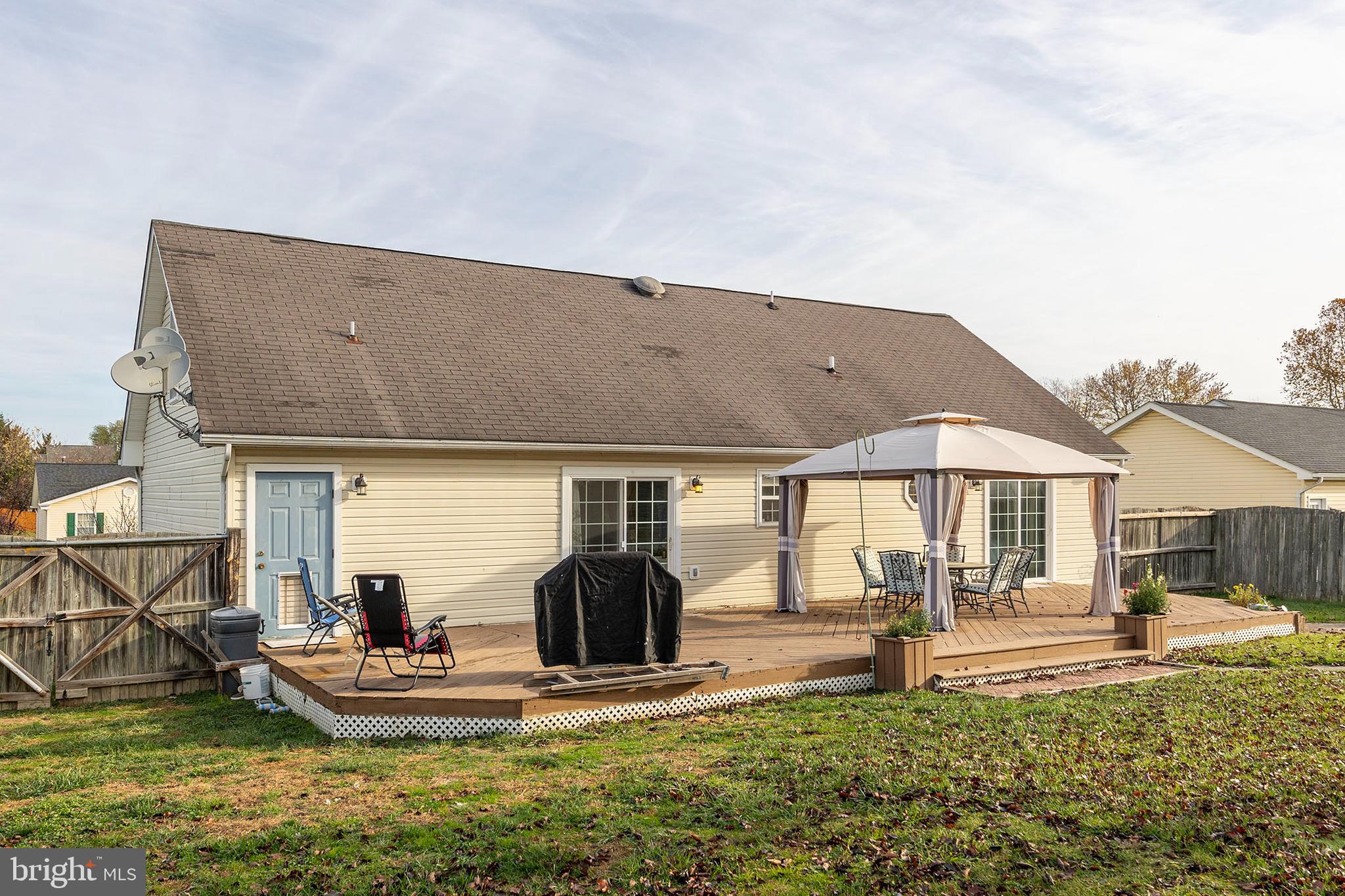 HUNTINGTON MEADOWS - Residential