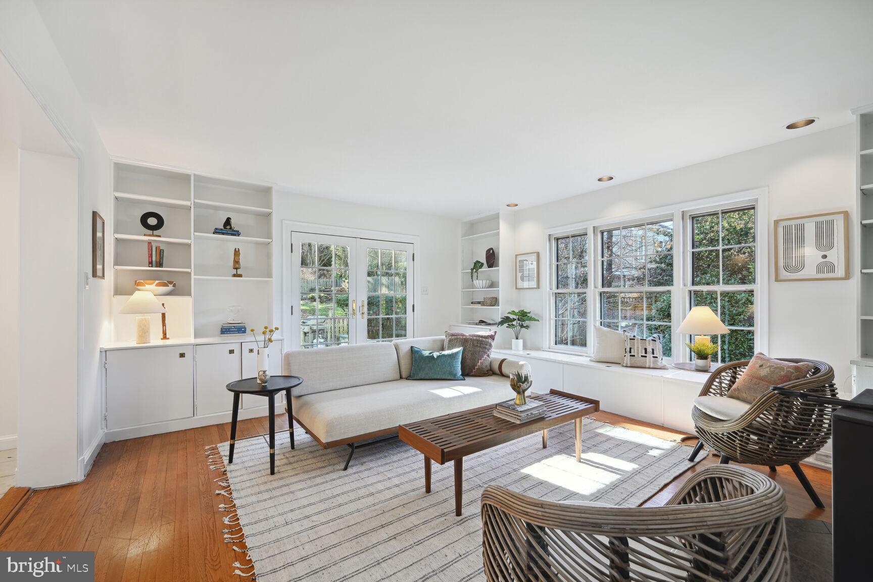 GLEN ECHO HEIGHTS - Residential