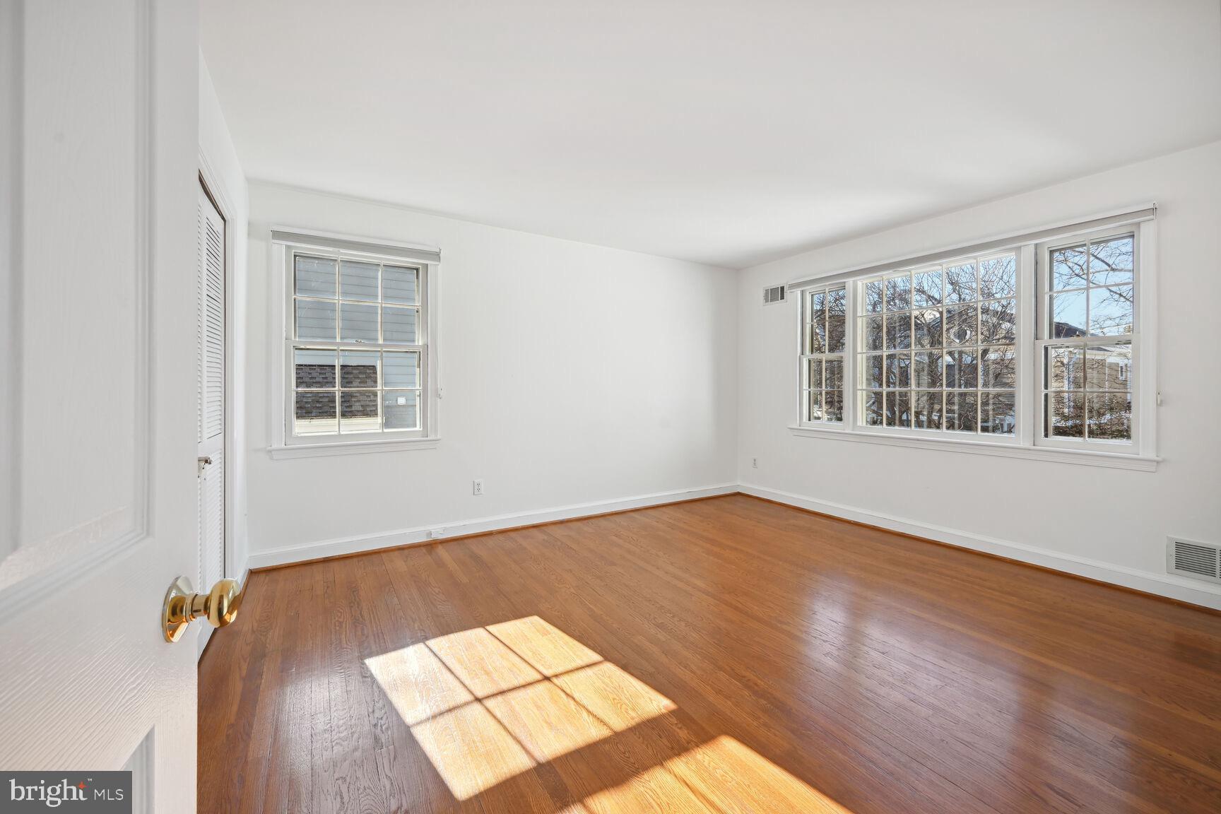 GLEN ECHO HEIGHTS - Residential