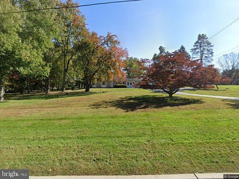 Photo of 470 Fruit Farm Road, ROYERSFORD, PA 19468 (MLS # PAMC2160268) Photo of 470 Fruit Farm Road, ROYERSFORD, PA 19468 (MLS # PAMC2160268)