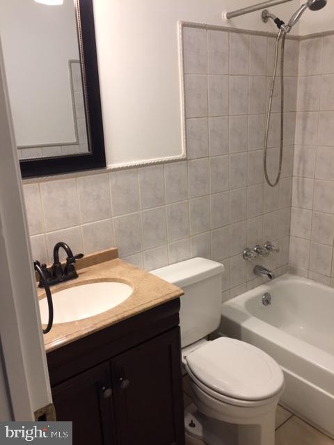 ARBUTUS - Residential Lease