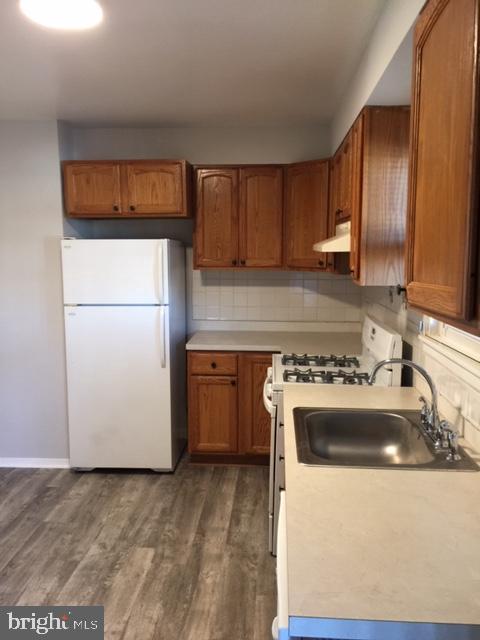 ARBUTUS - Residential Lease