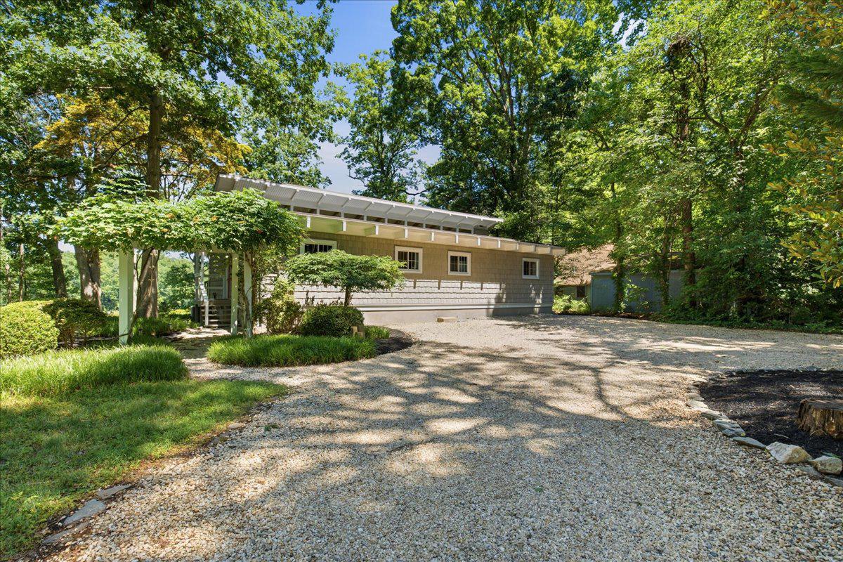 12715 MILL CREEK