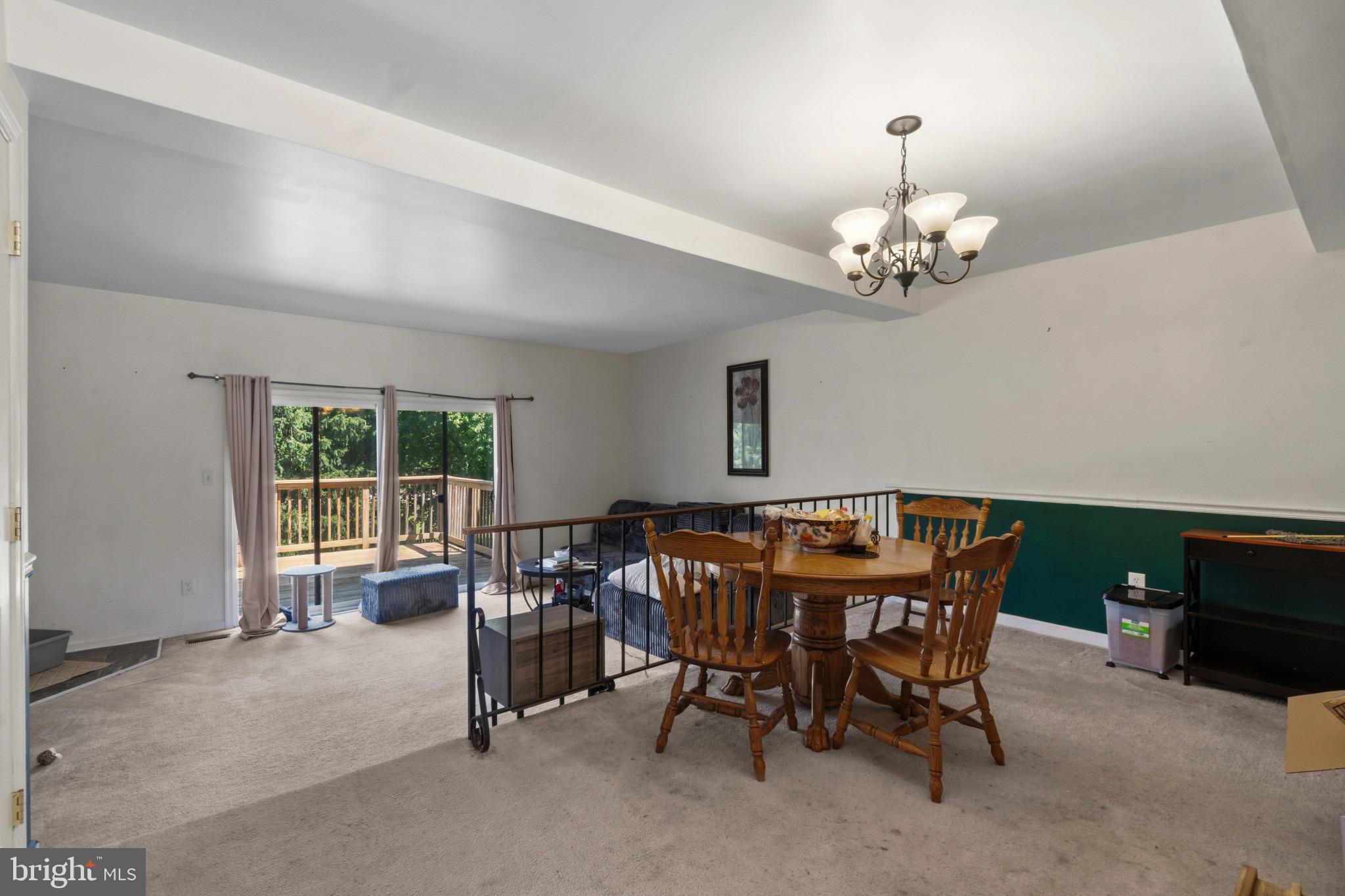 117 BOURBON COURT