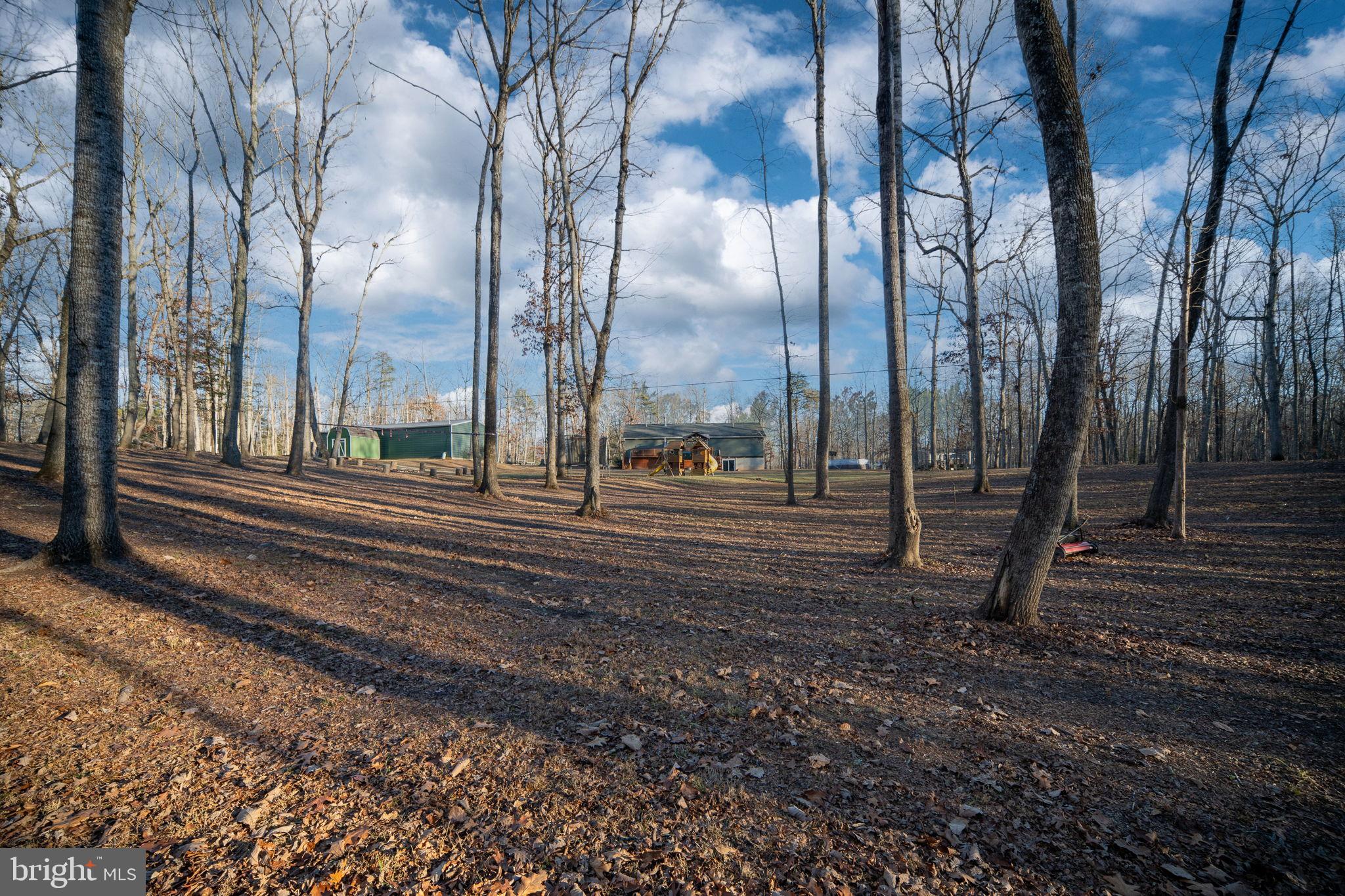 GOLDEN BROOK EST - Residential