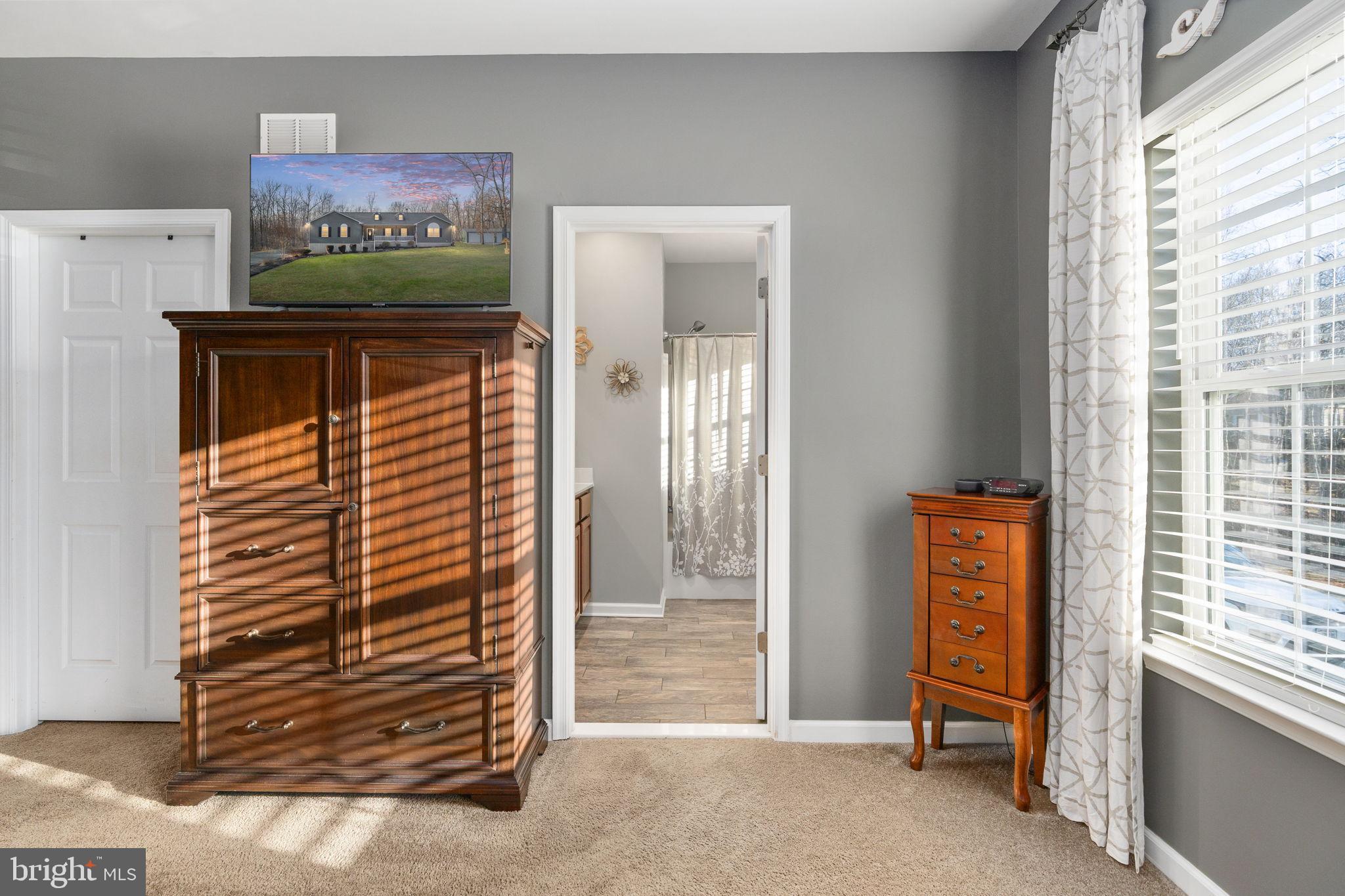 GOLDEN BROOK EST - Residential