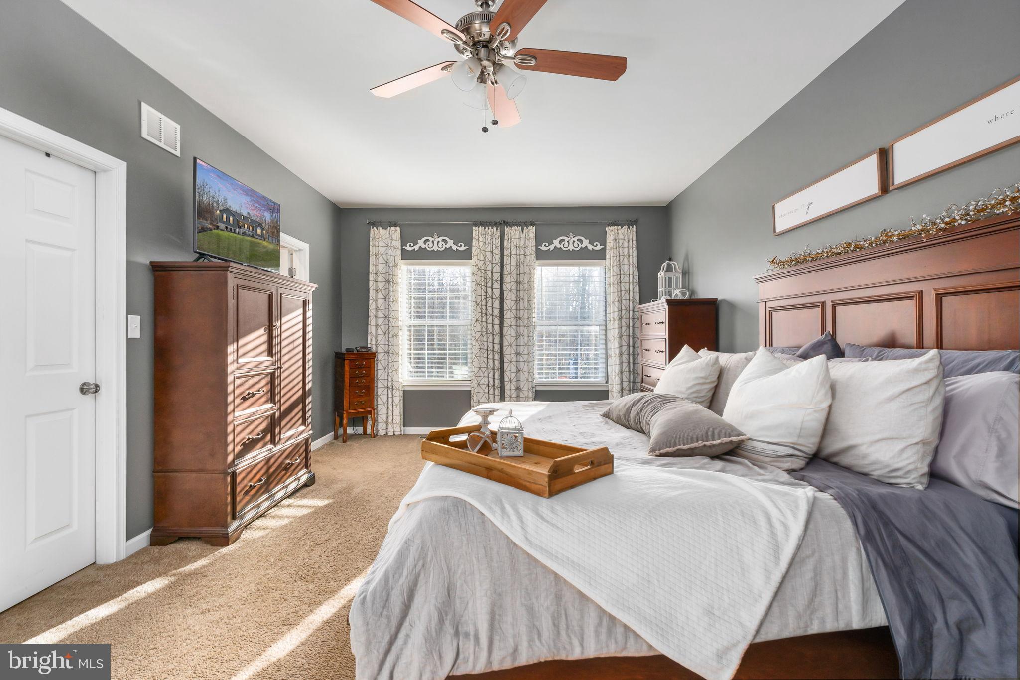 GOLDEN BROOK EST - Residential