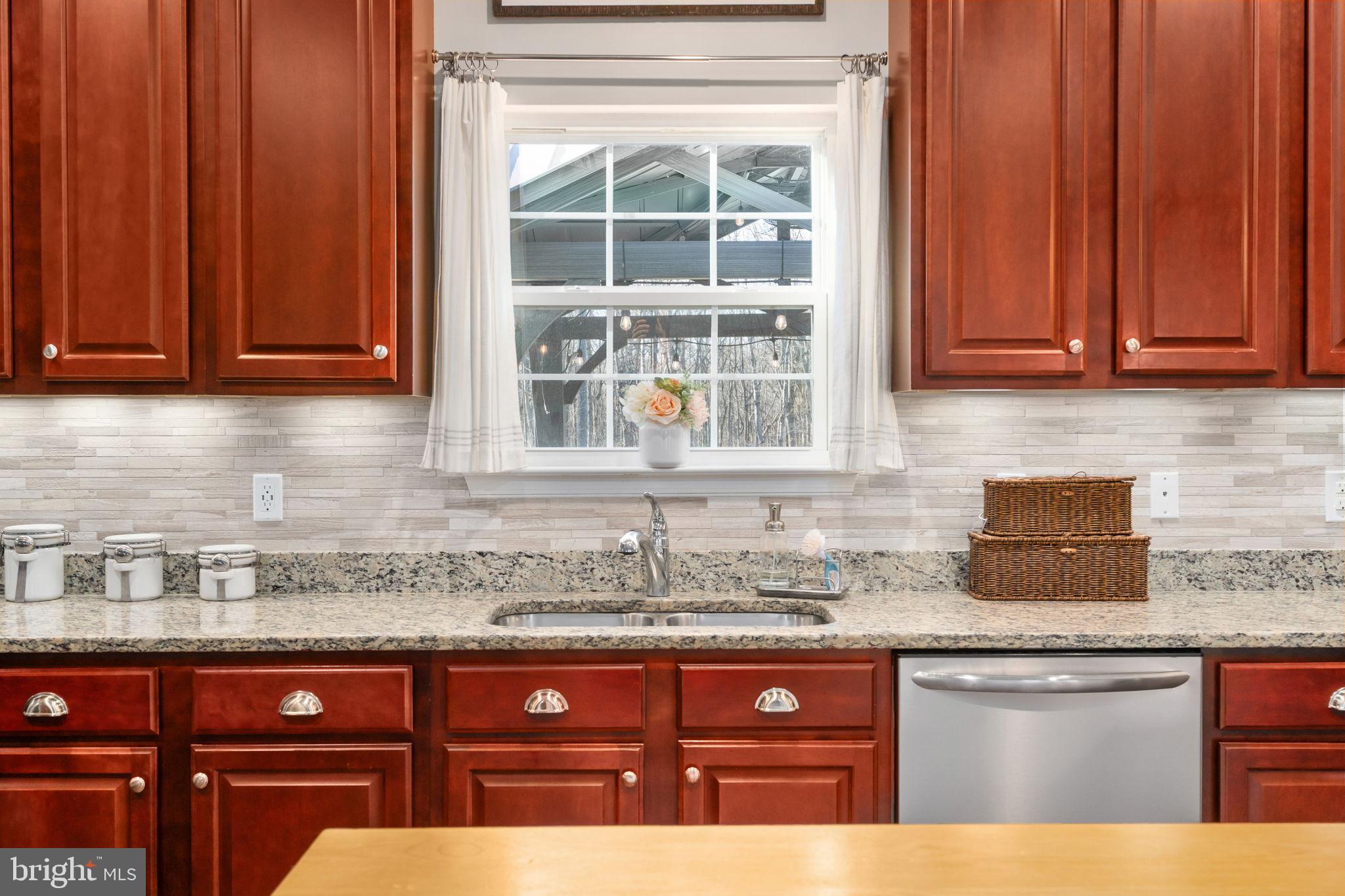 GOLDEN BROOK EST - Residential