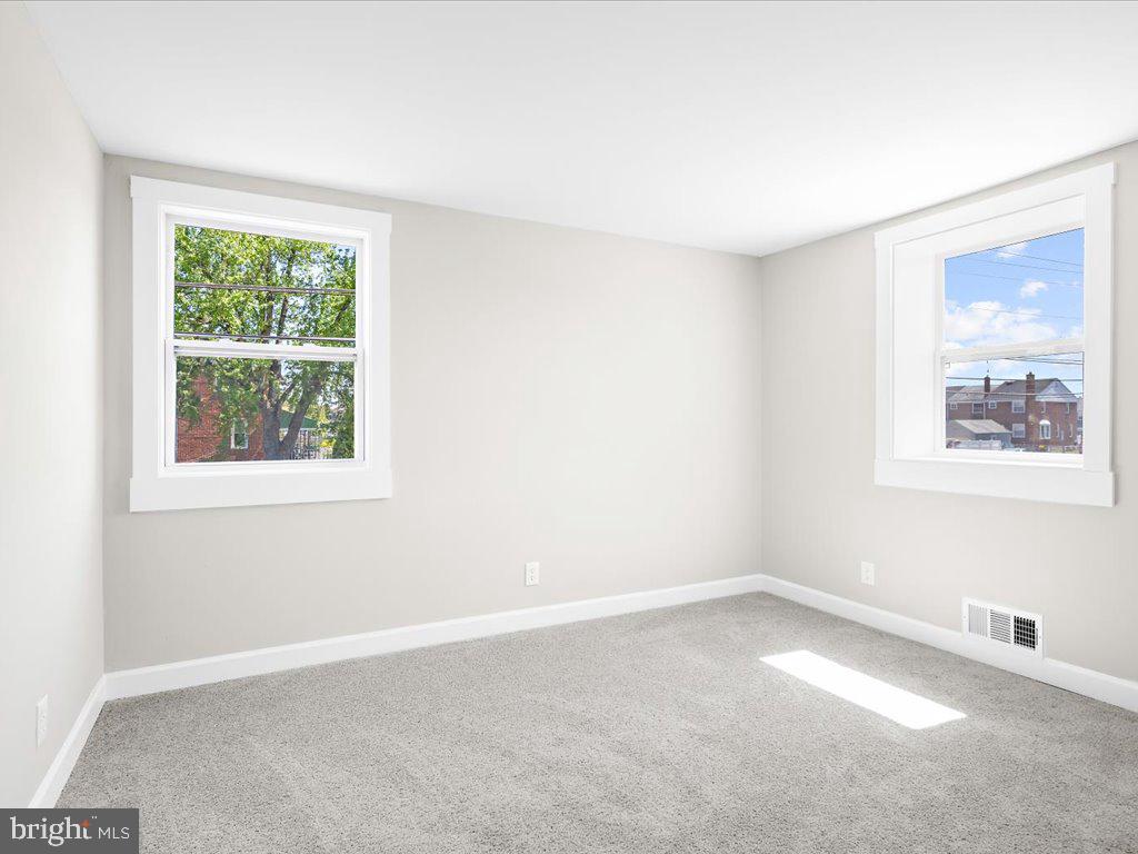 EASTFIELD - Residential