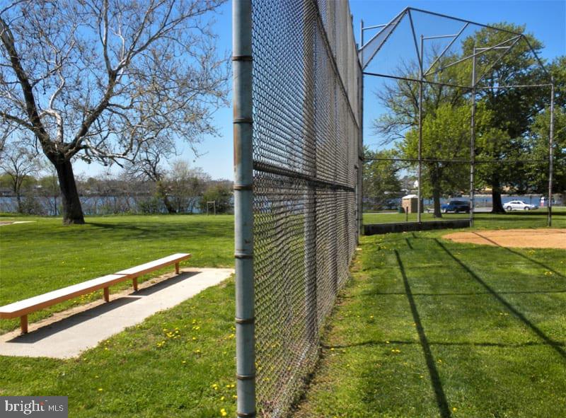 EASTFIELD - Residential