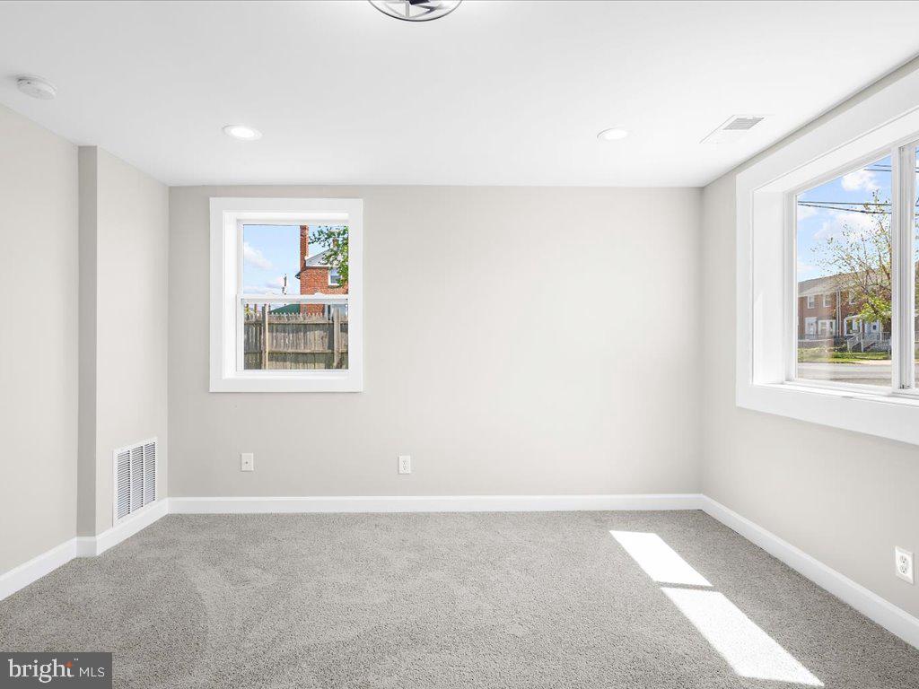 EASTFIELD - Residential