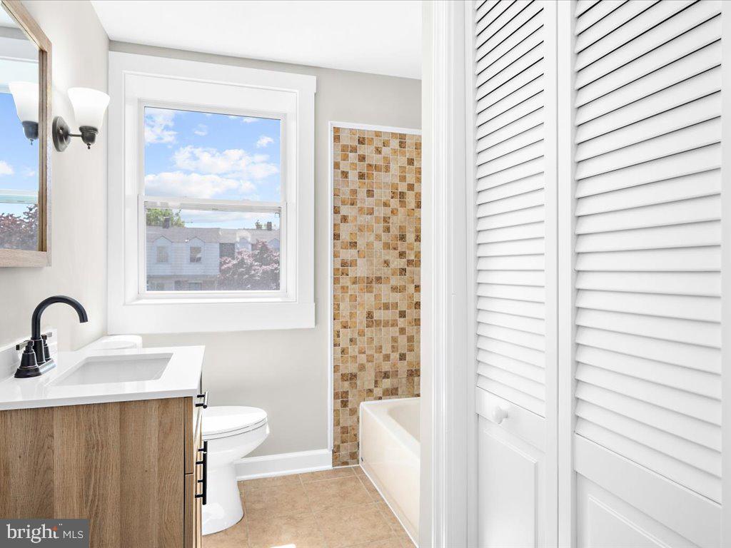 EASTFIELD - Residential