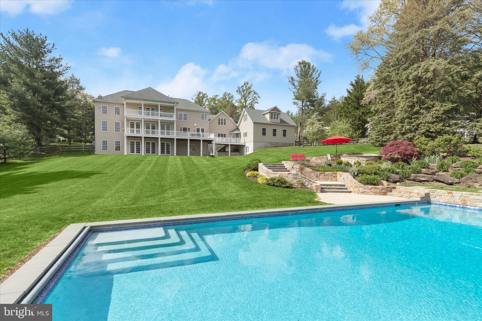 SUMMER HILL - Residential