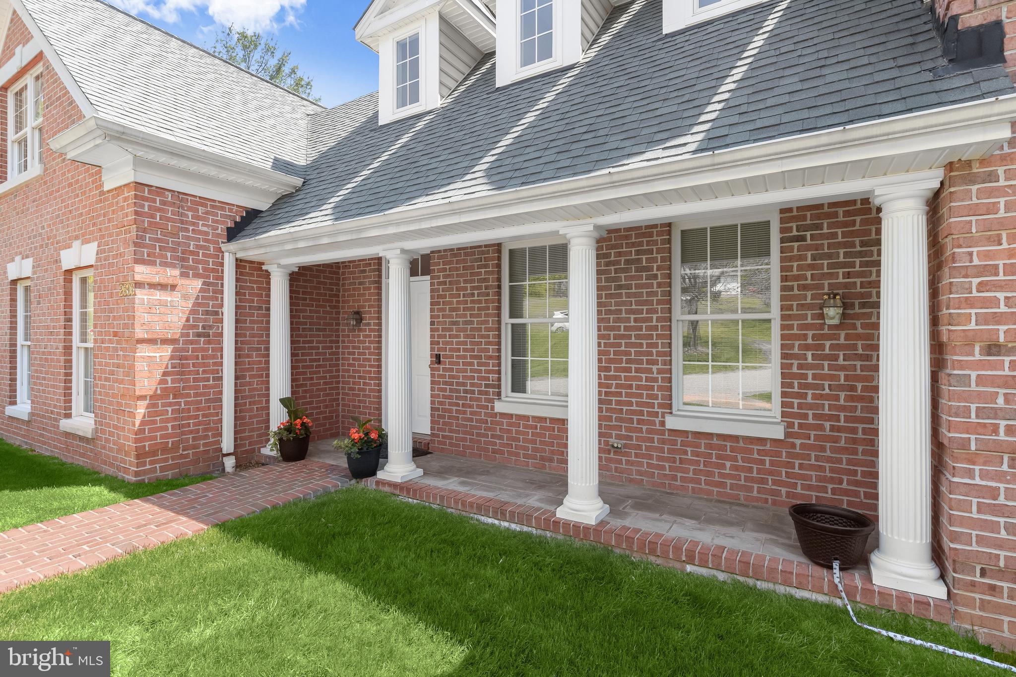 SUMMER HILL - Residential