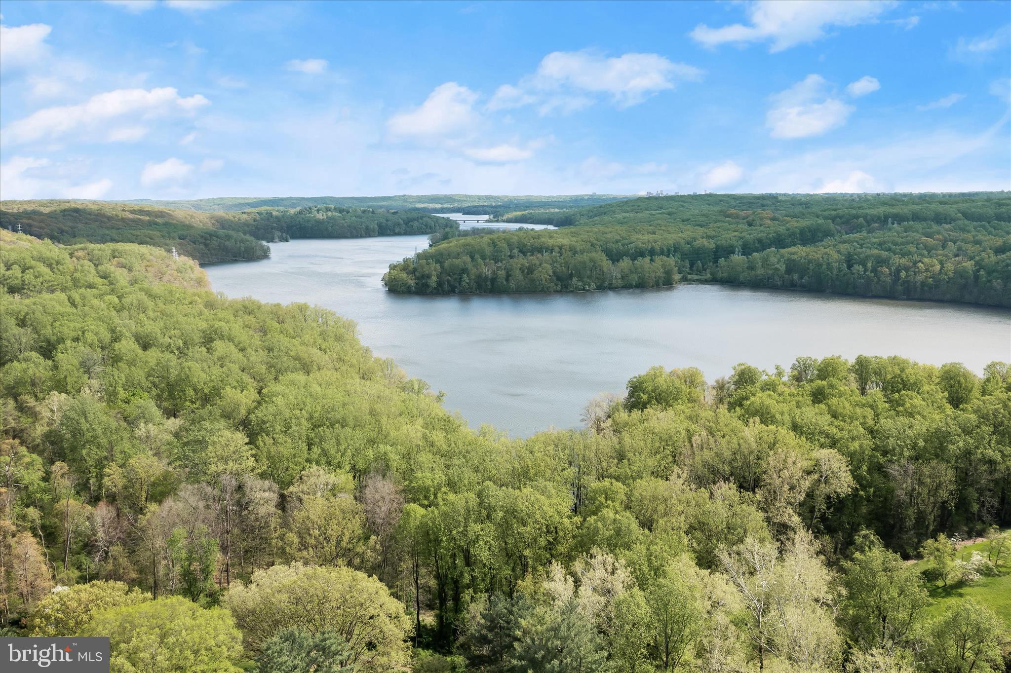 SUMMER HILL - Residential