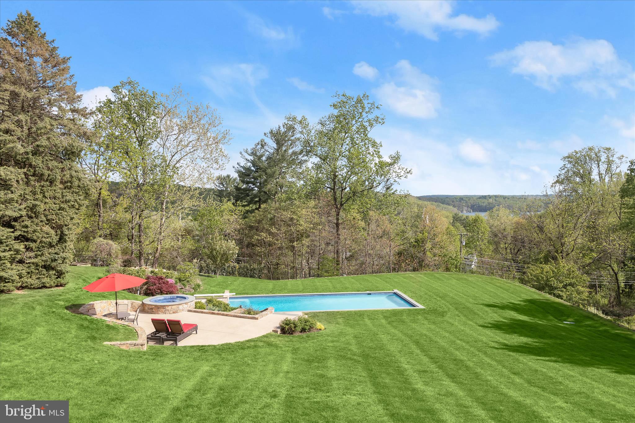 SUMMER HILL - Residential