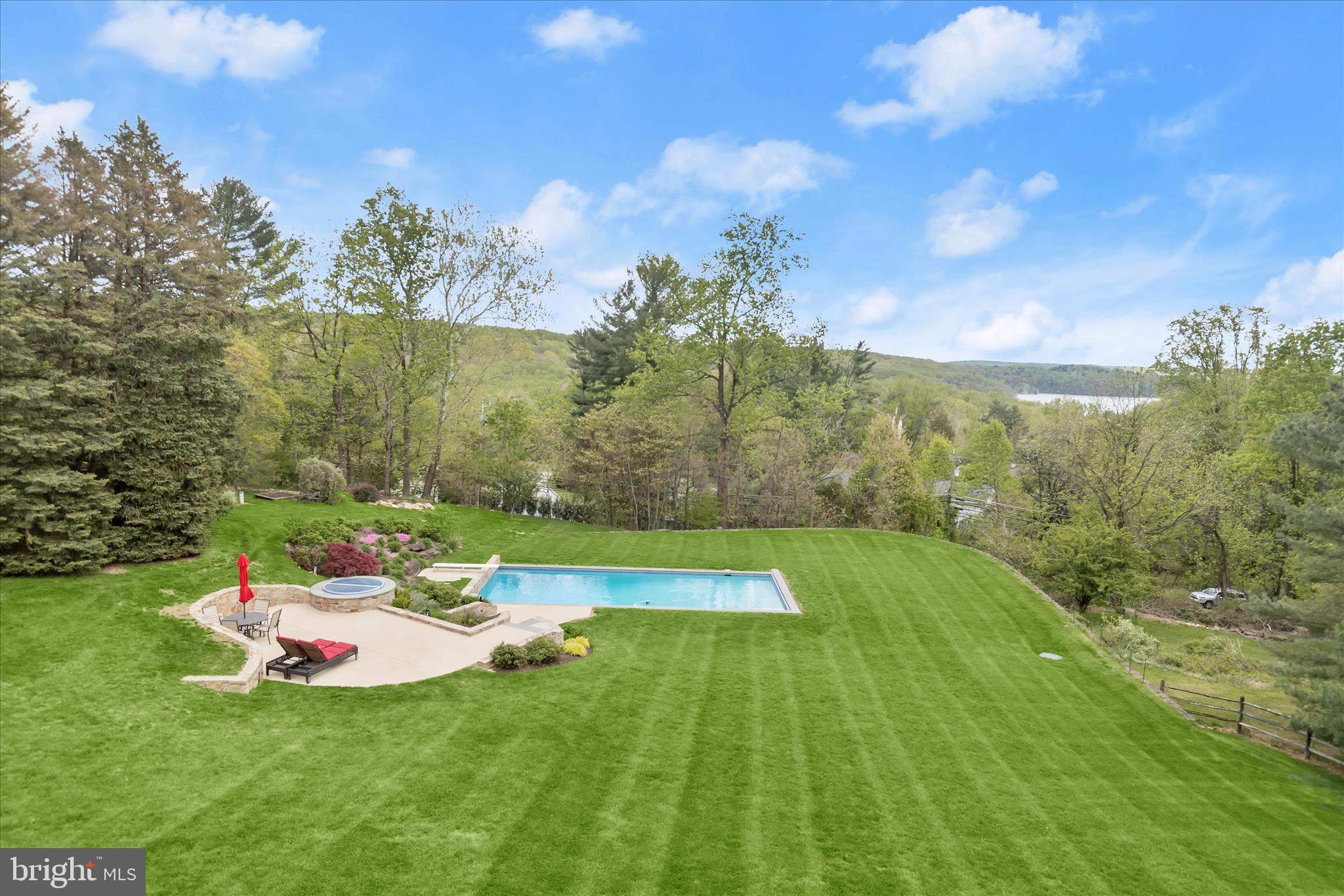 SUMMER HILL - Residential