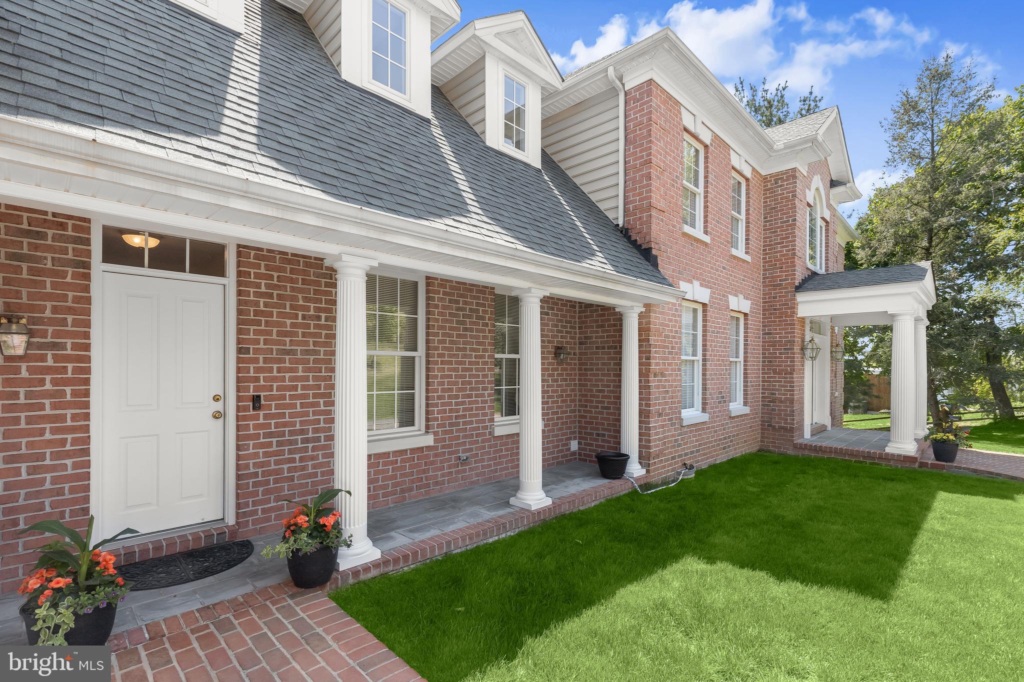 SUMMER HILL - Residential