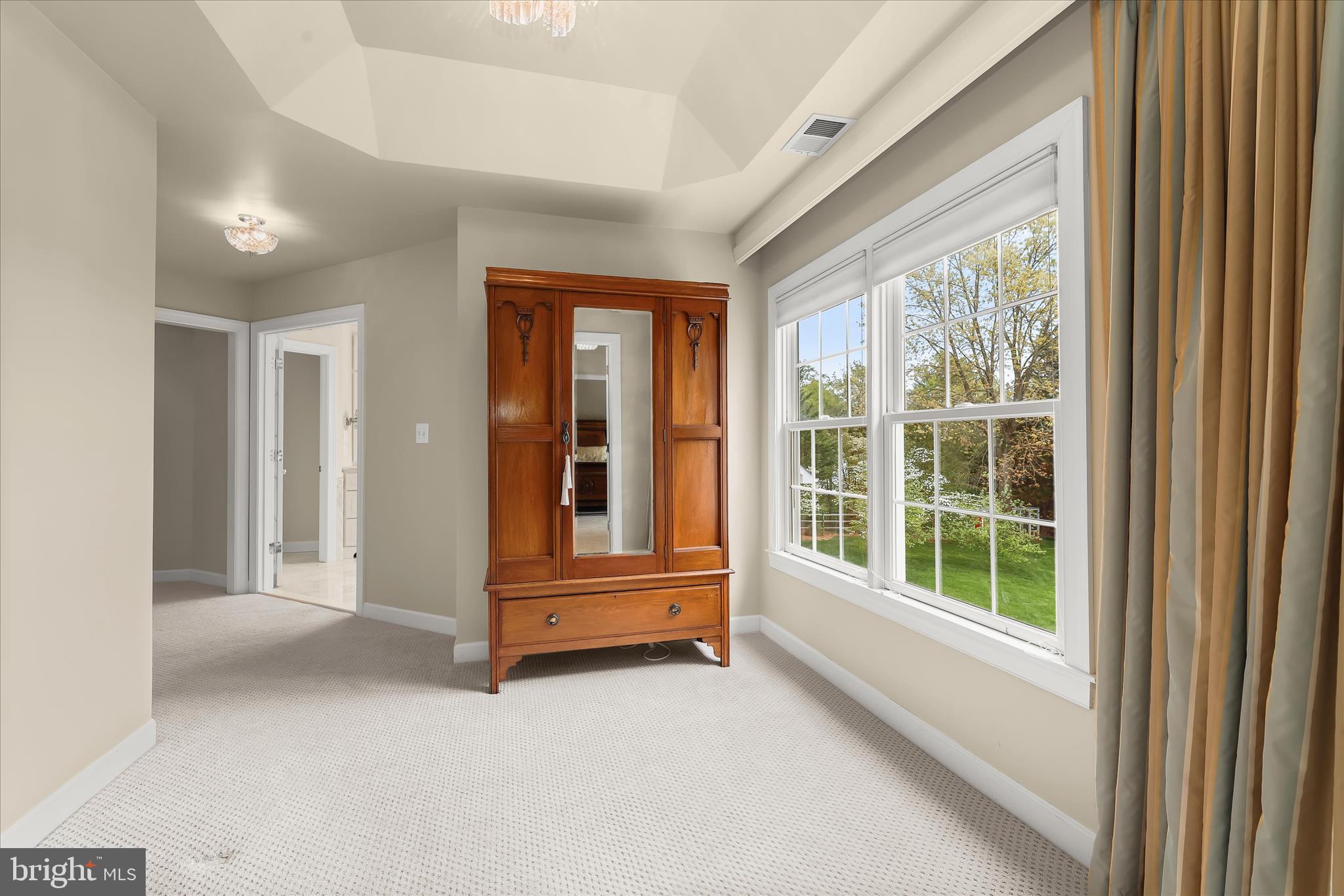 SUMMER HILL - Residential