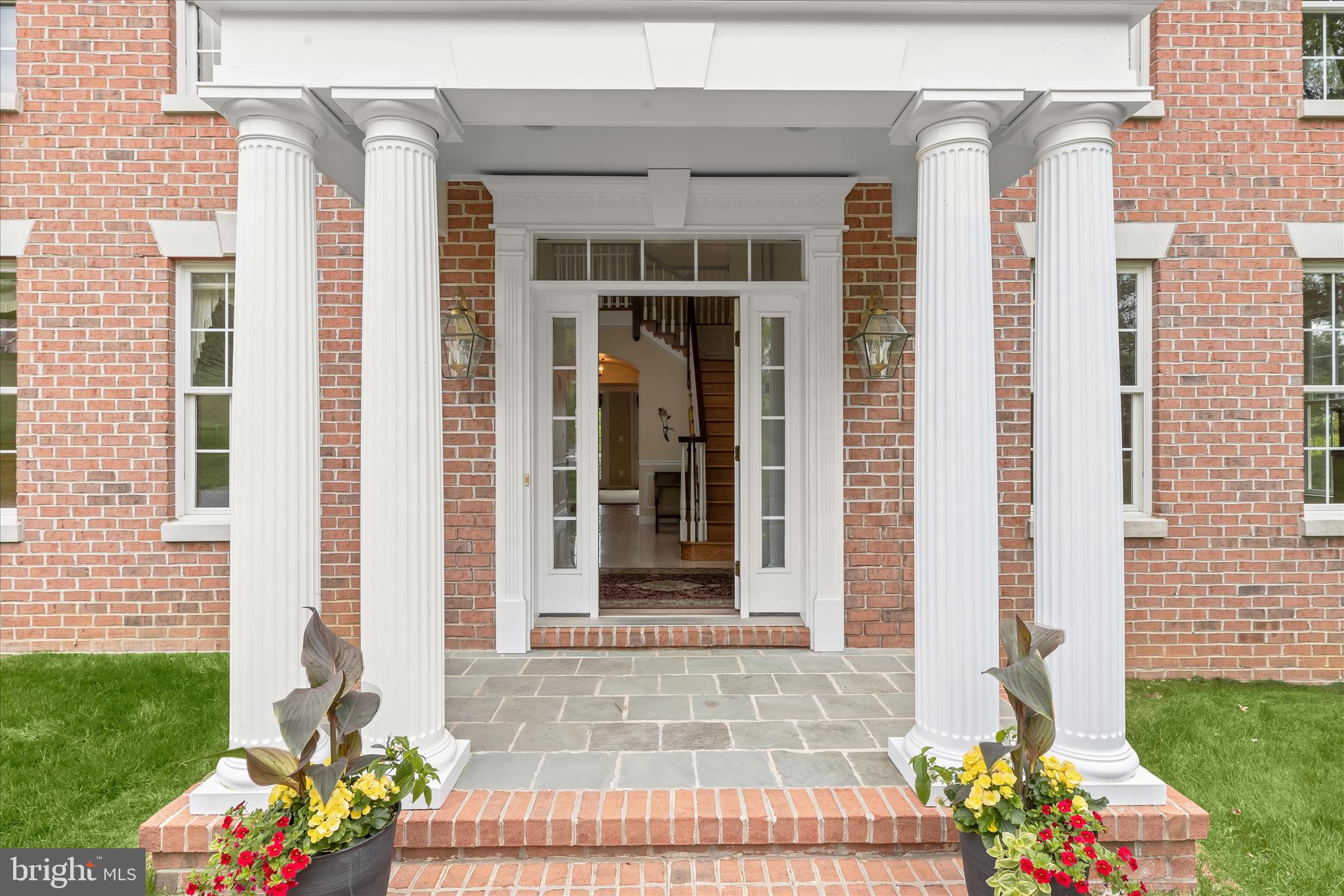 SUMMER HILL - Residential