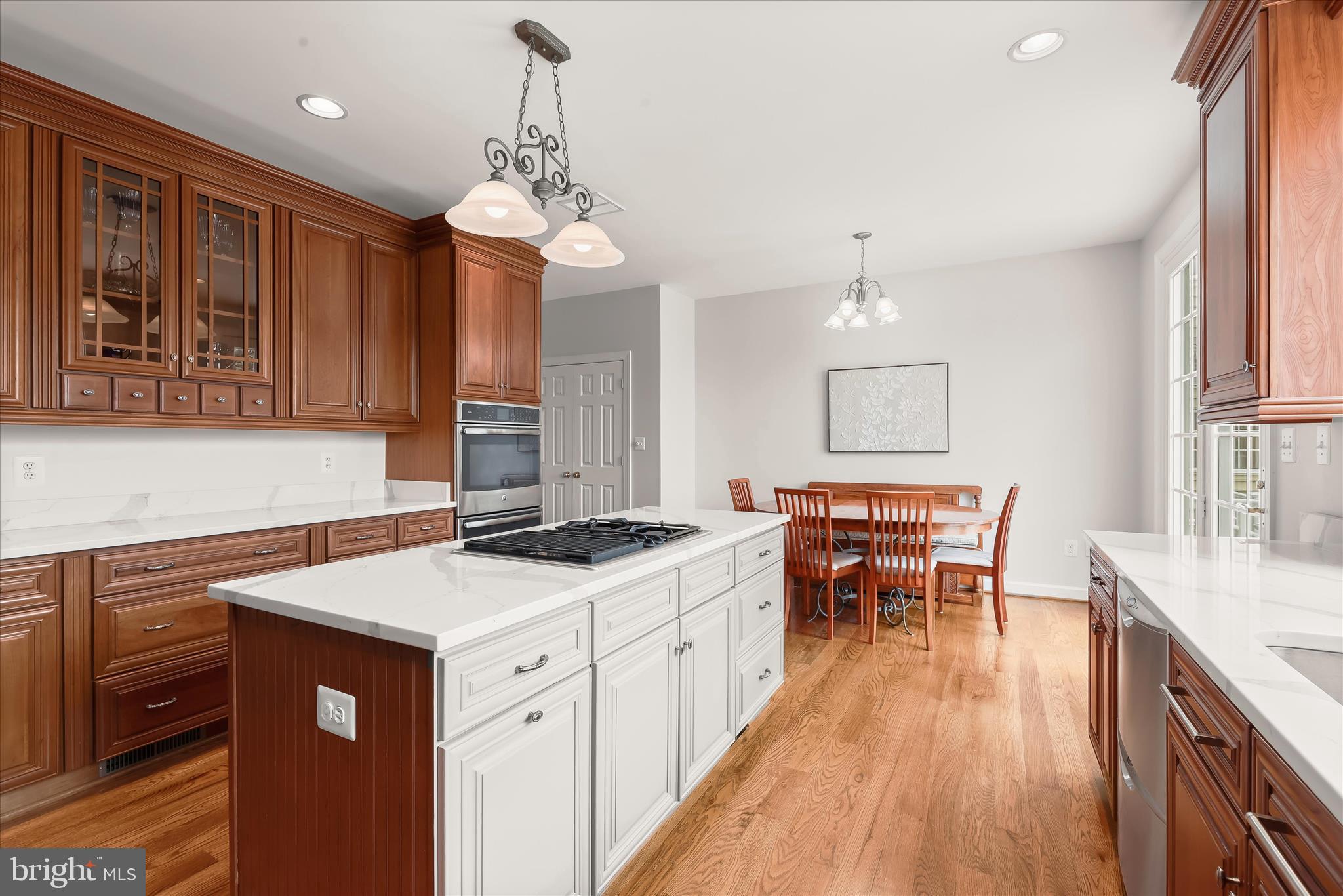 SUMMER HILL - Residential