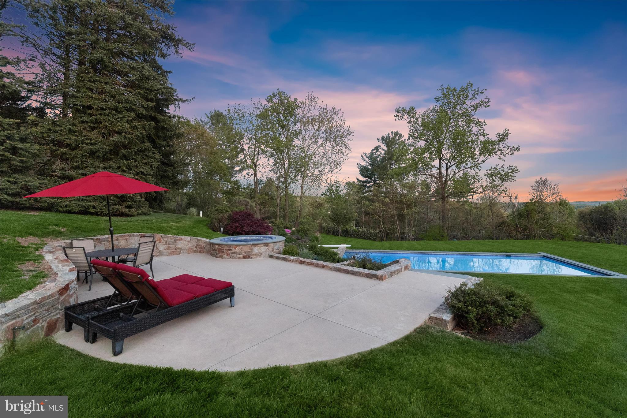 SUMMER HILL - Residential