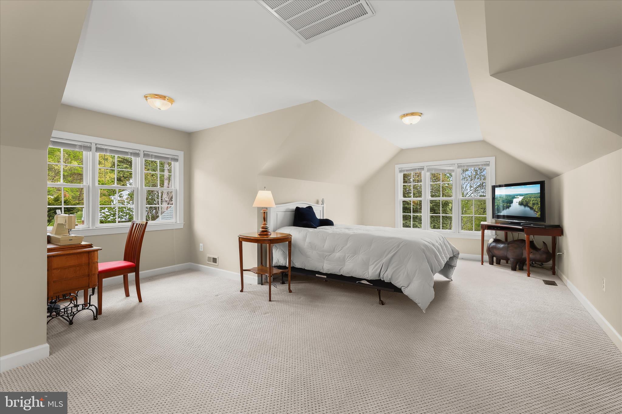 SUMMER HILL - Residential